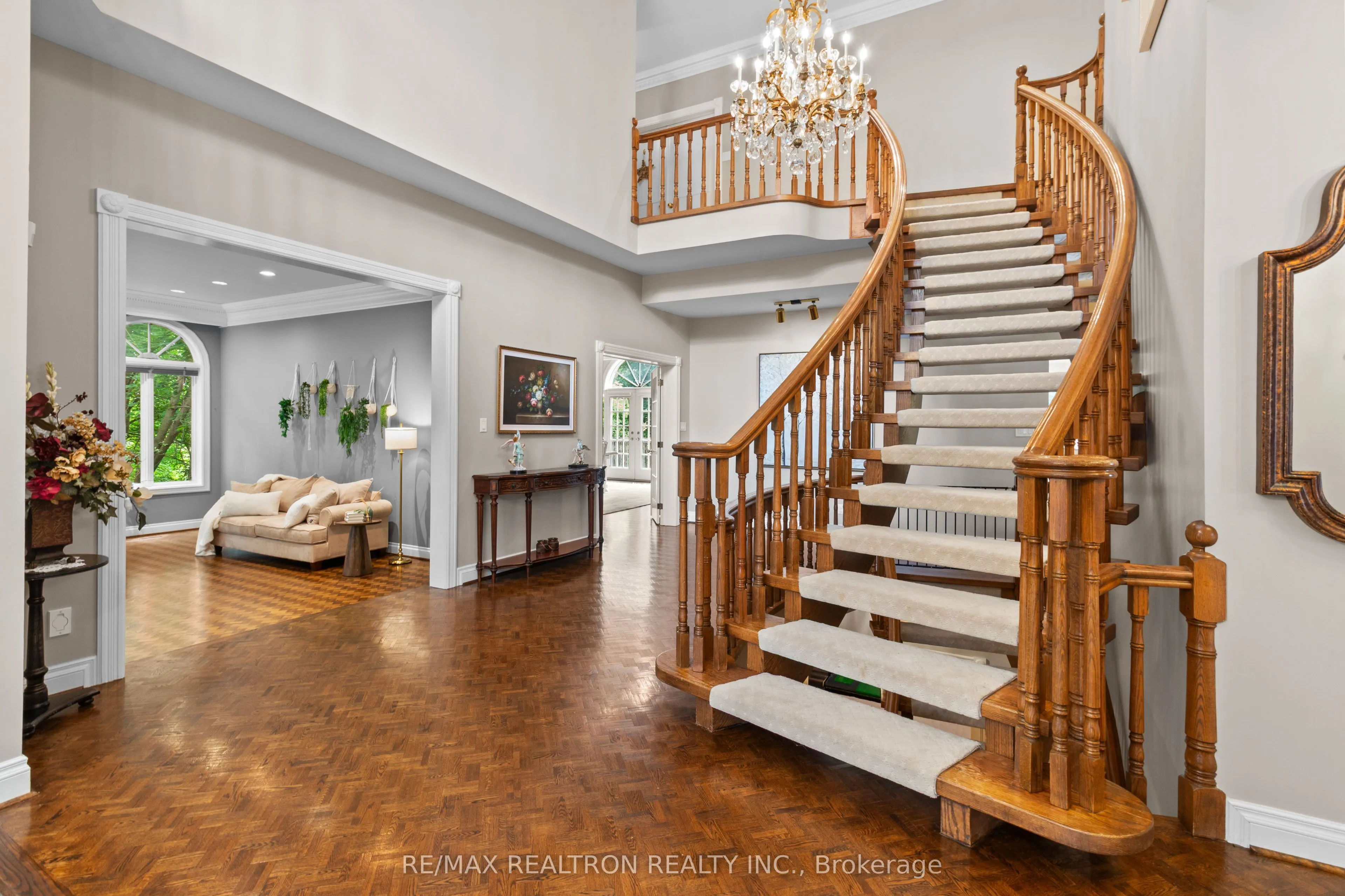 12 Moodie Drive