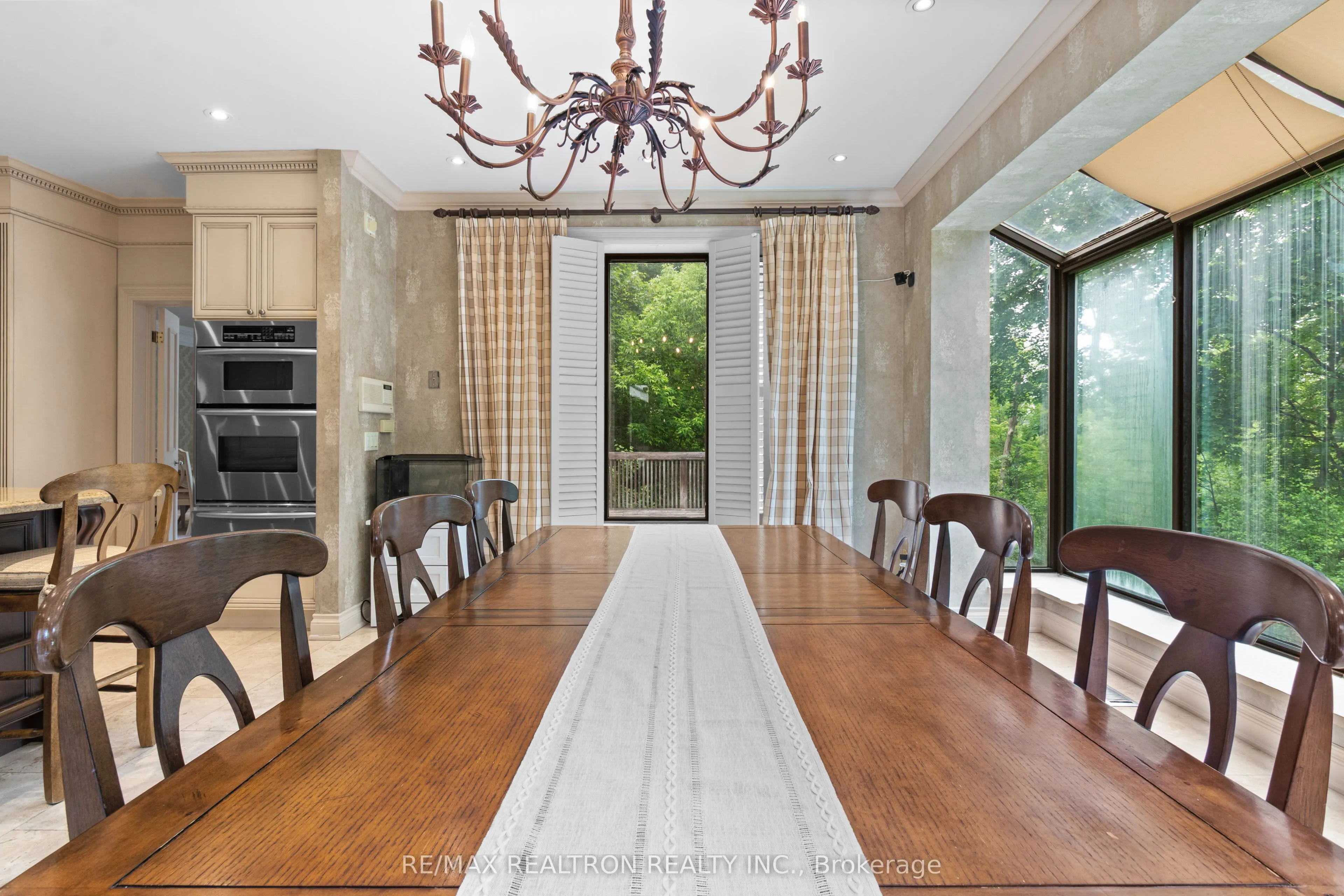 12 Moodie Drive