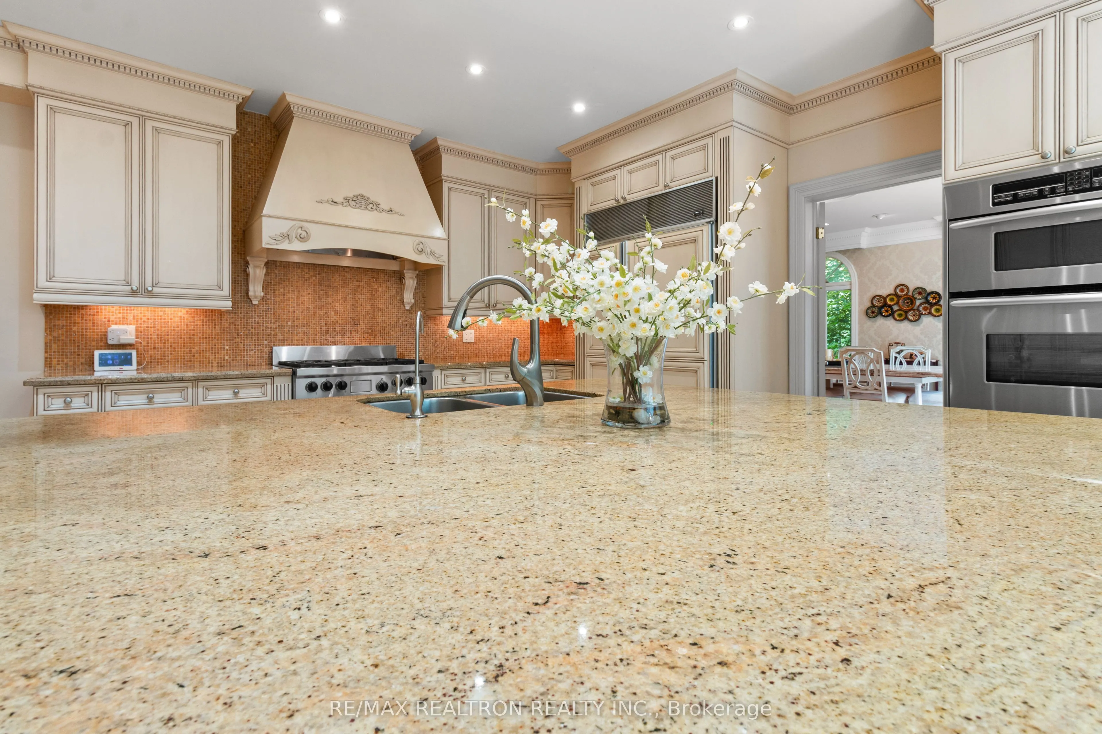 12 Moodie Drive