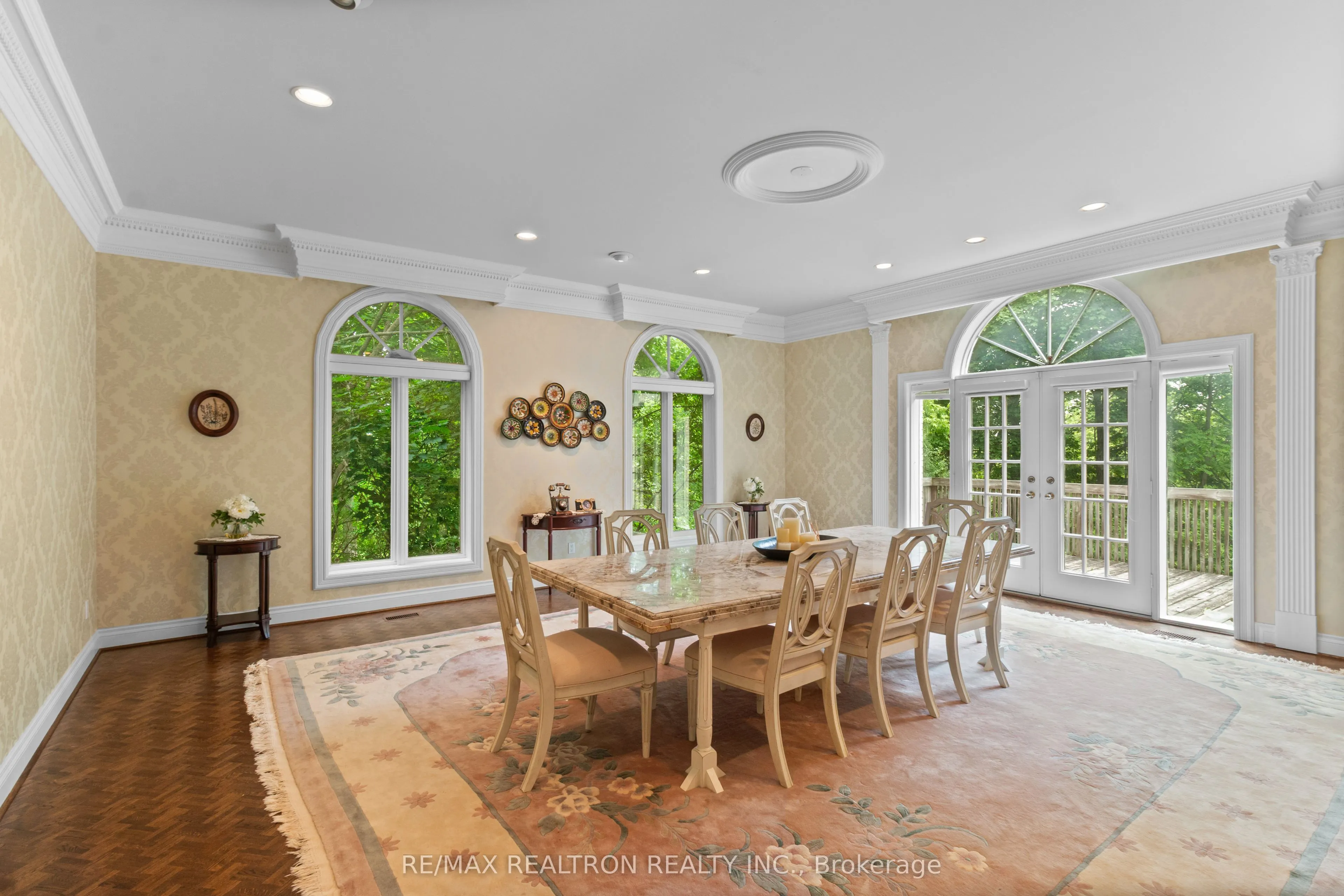 12 Moodie Drive