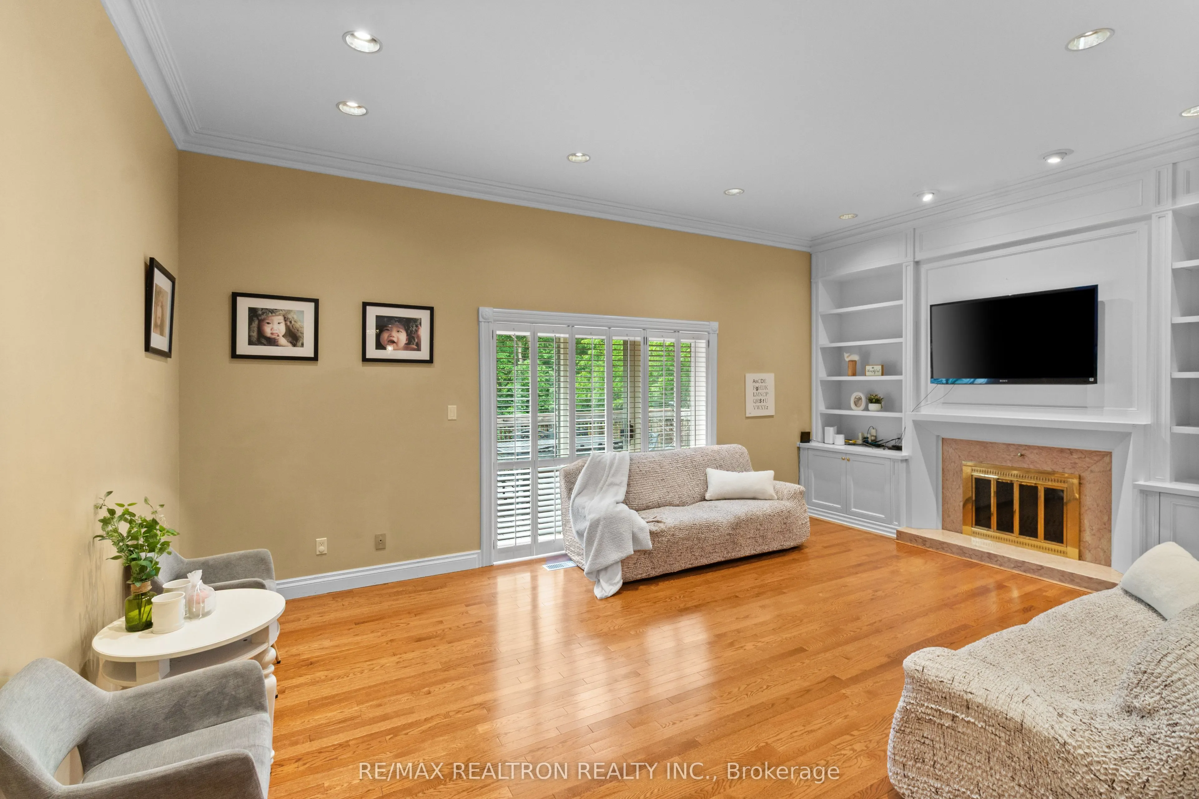 12 Moodie Drive