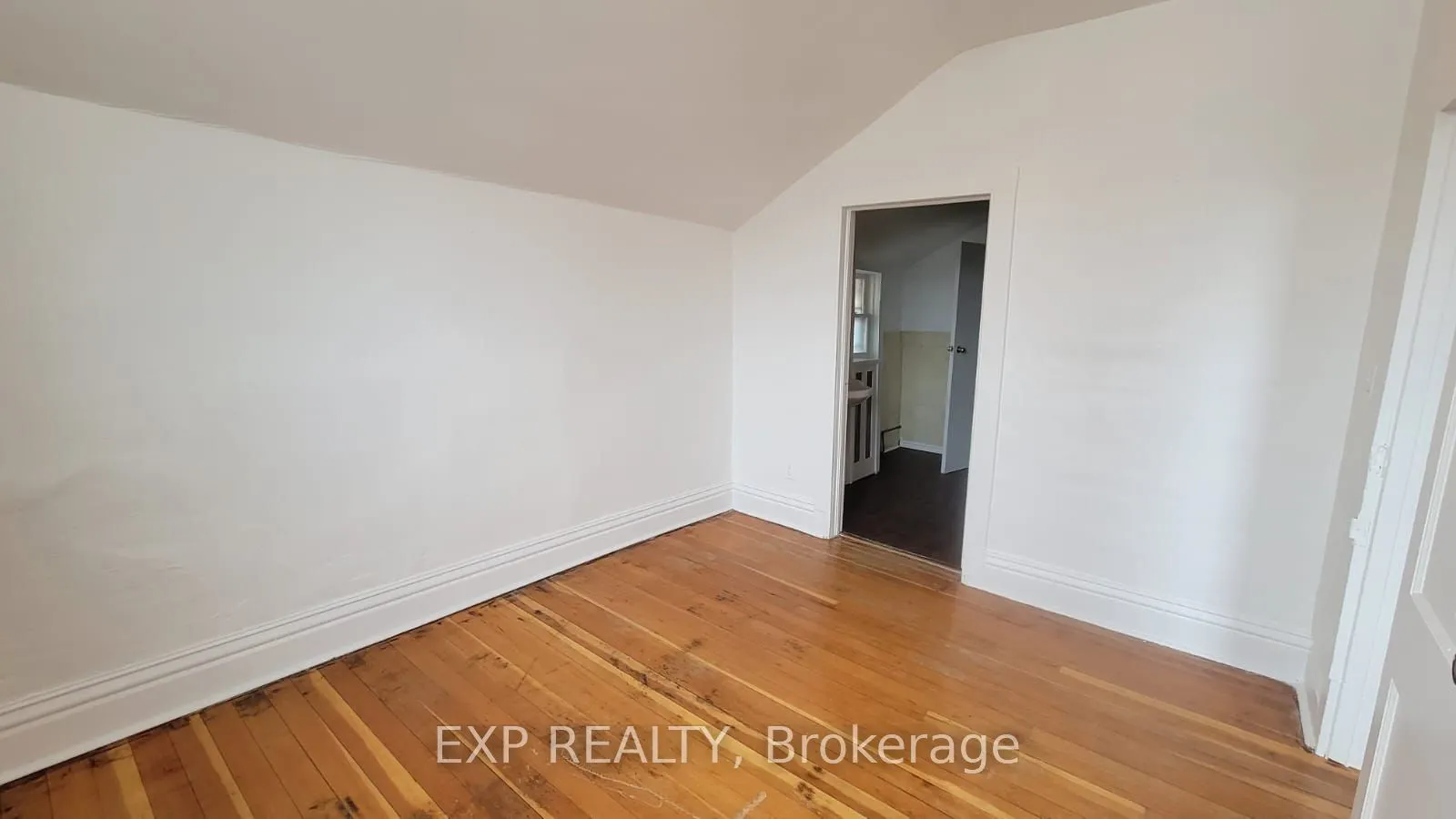 112 High Street, #4