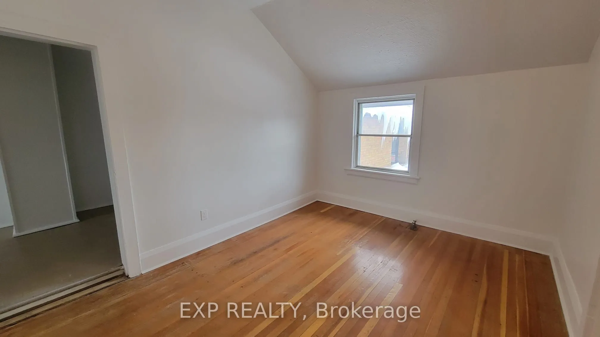 112 High Street, #4
