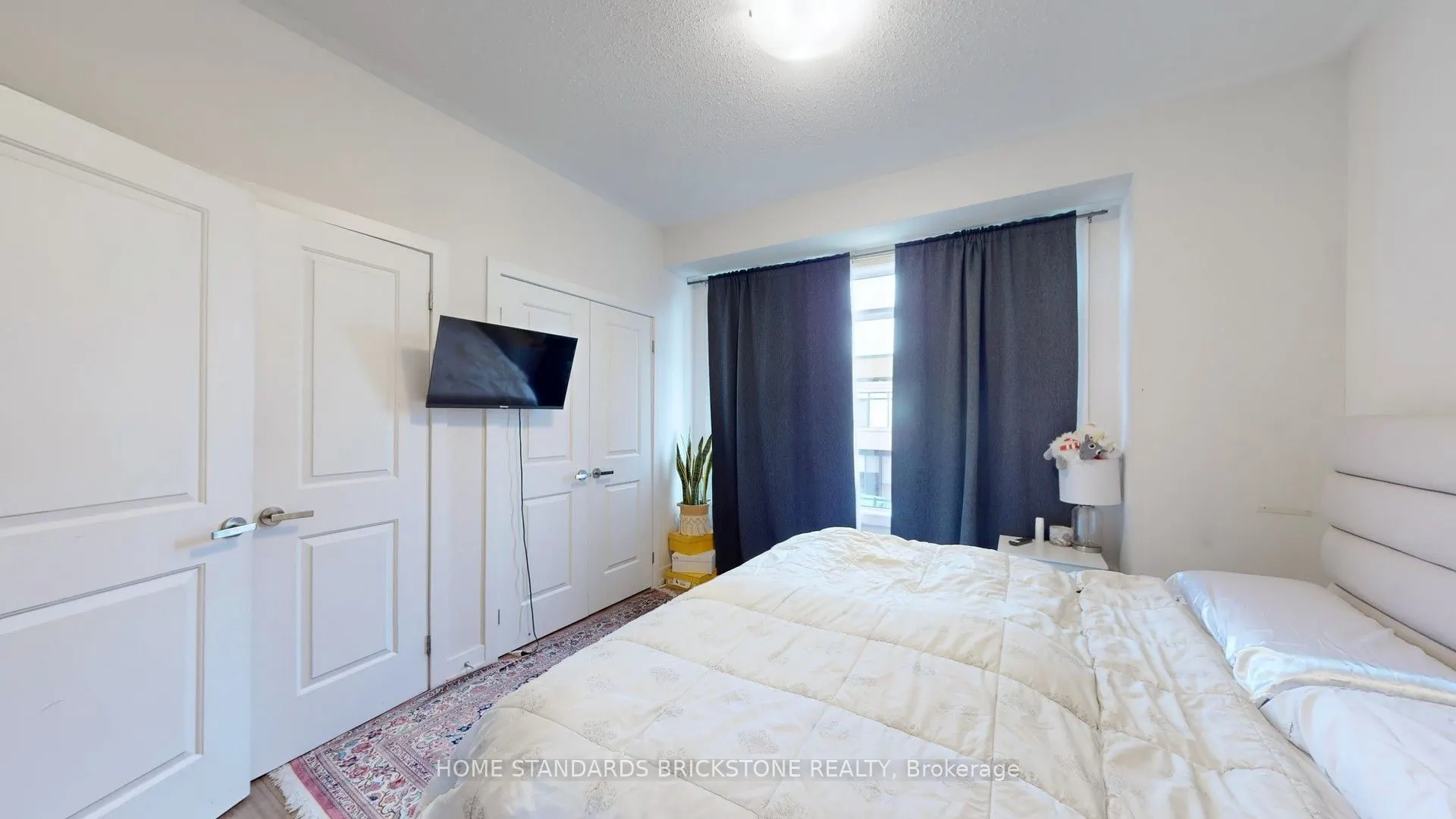 215 Salterton Circle