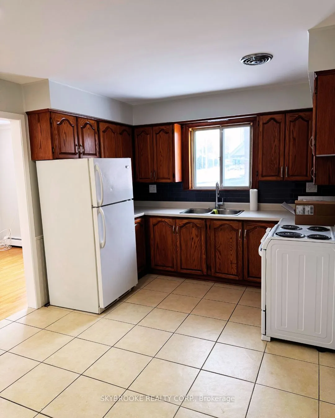 5906 King Road, #1A