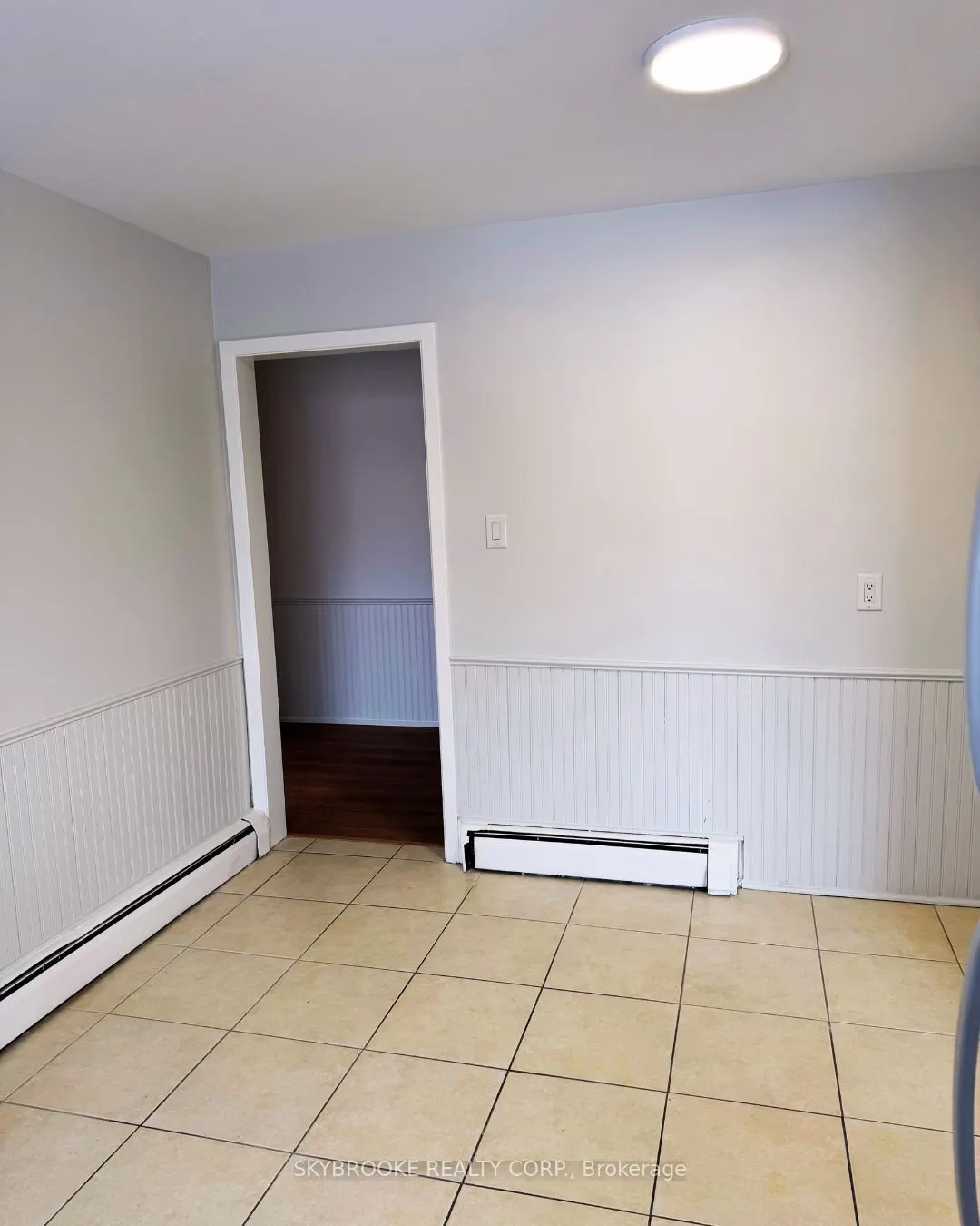 5906 King Road, #1A