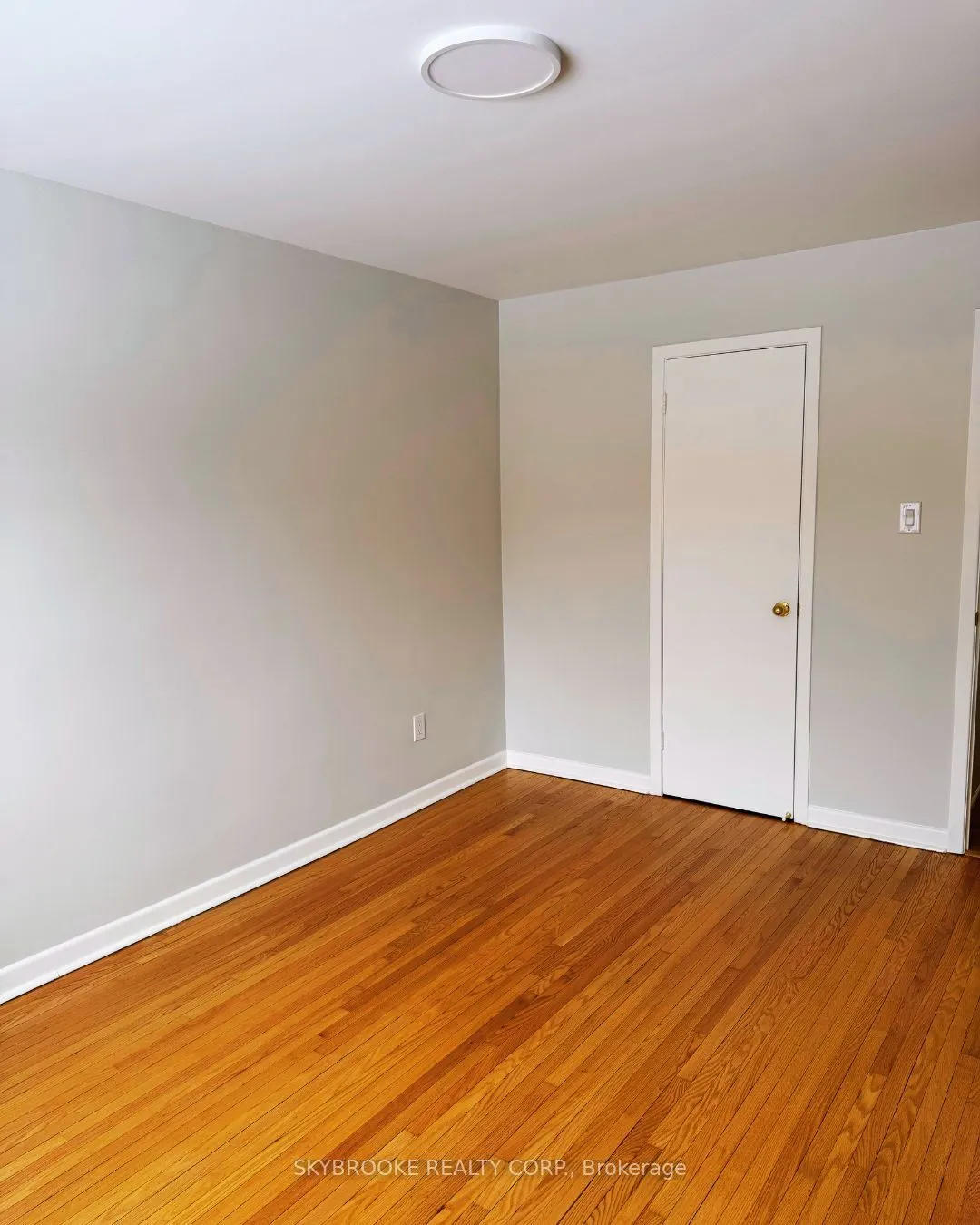 5906 King Road, #1A