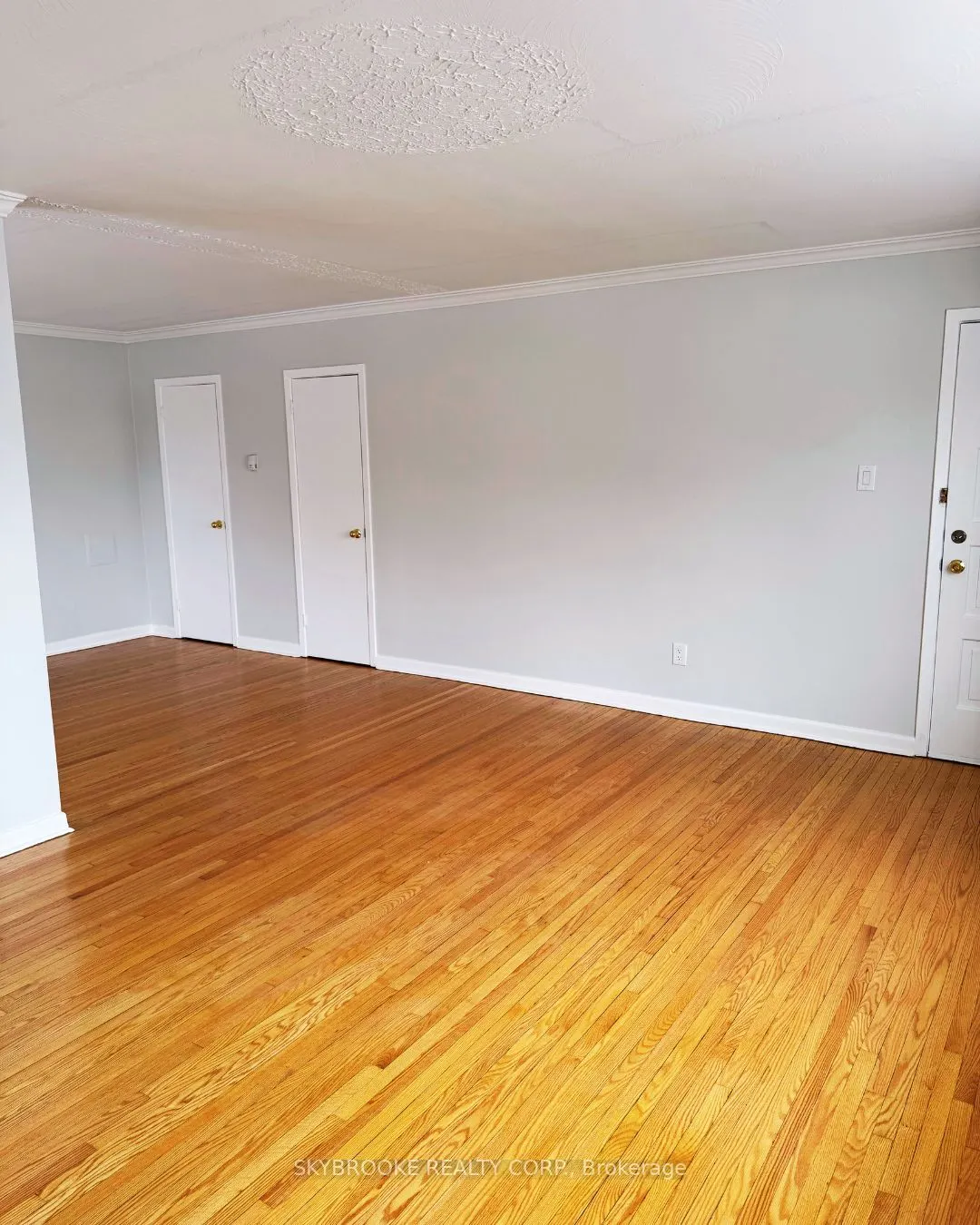 5906 King Road, #1A