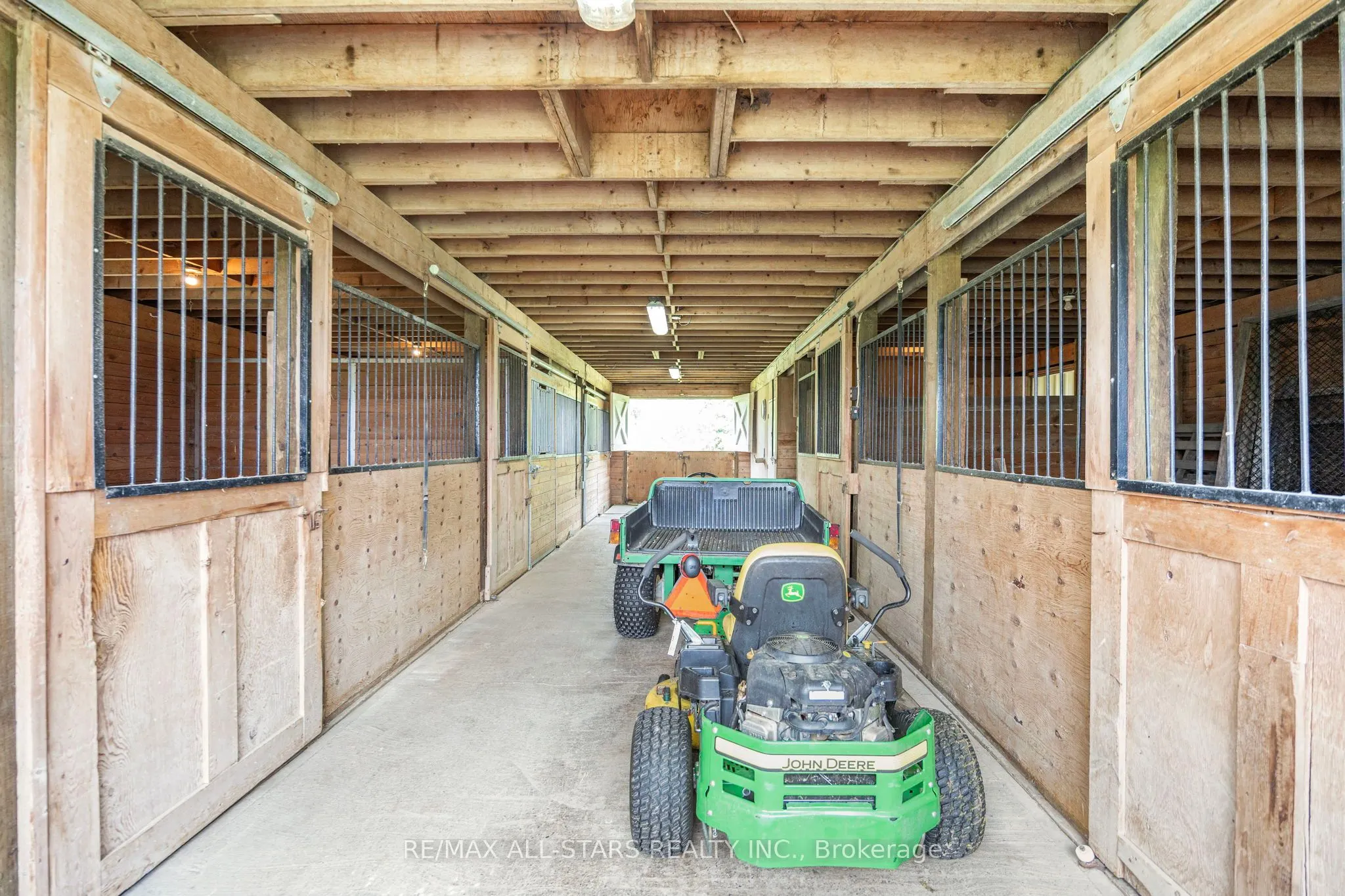 10240 4 Concession