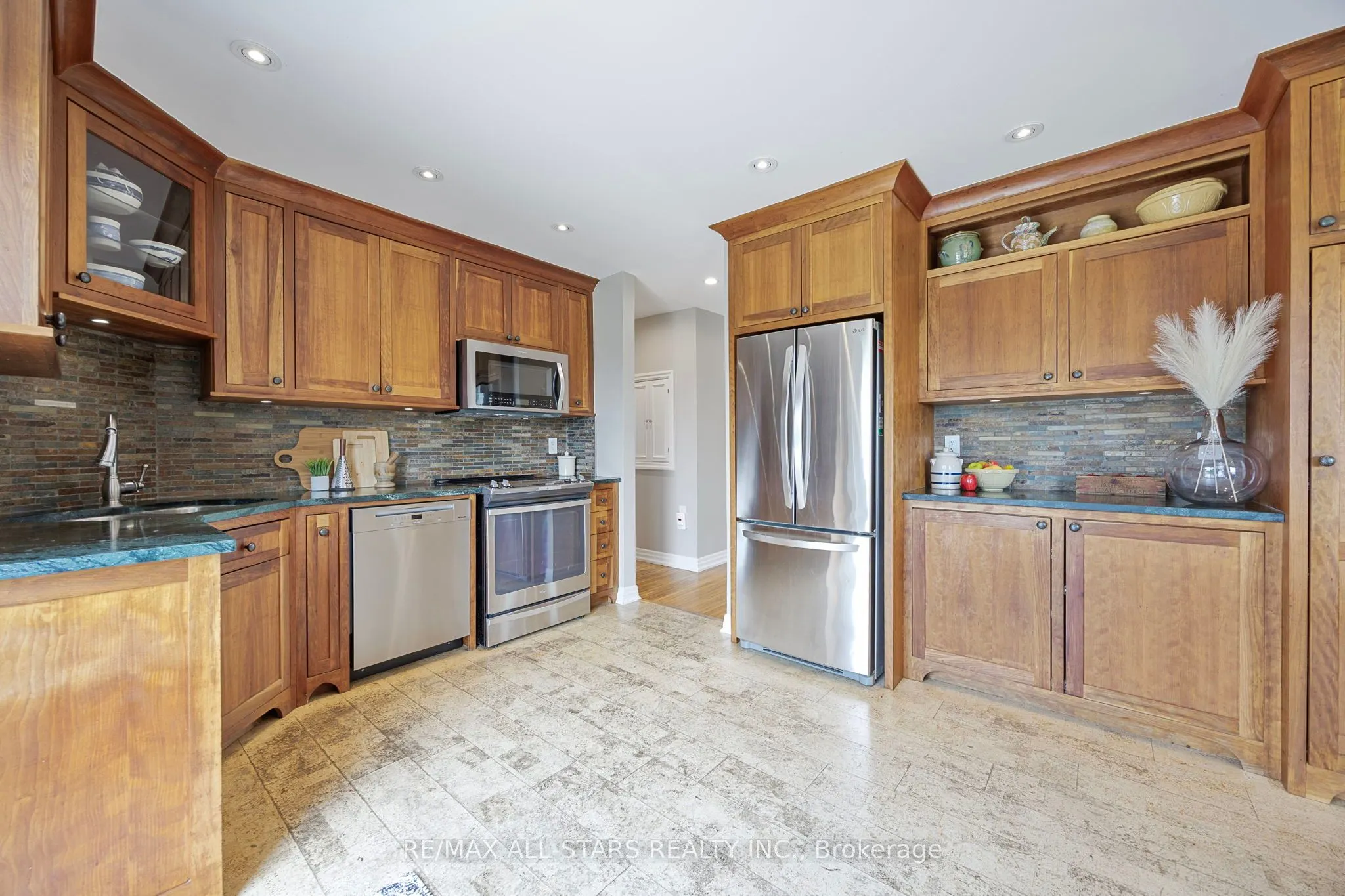 10240 4 Concession