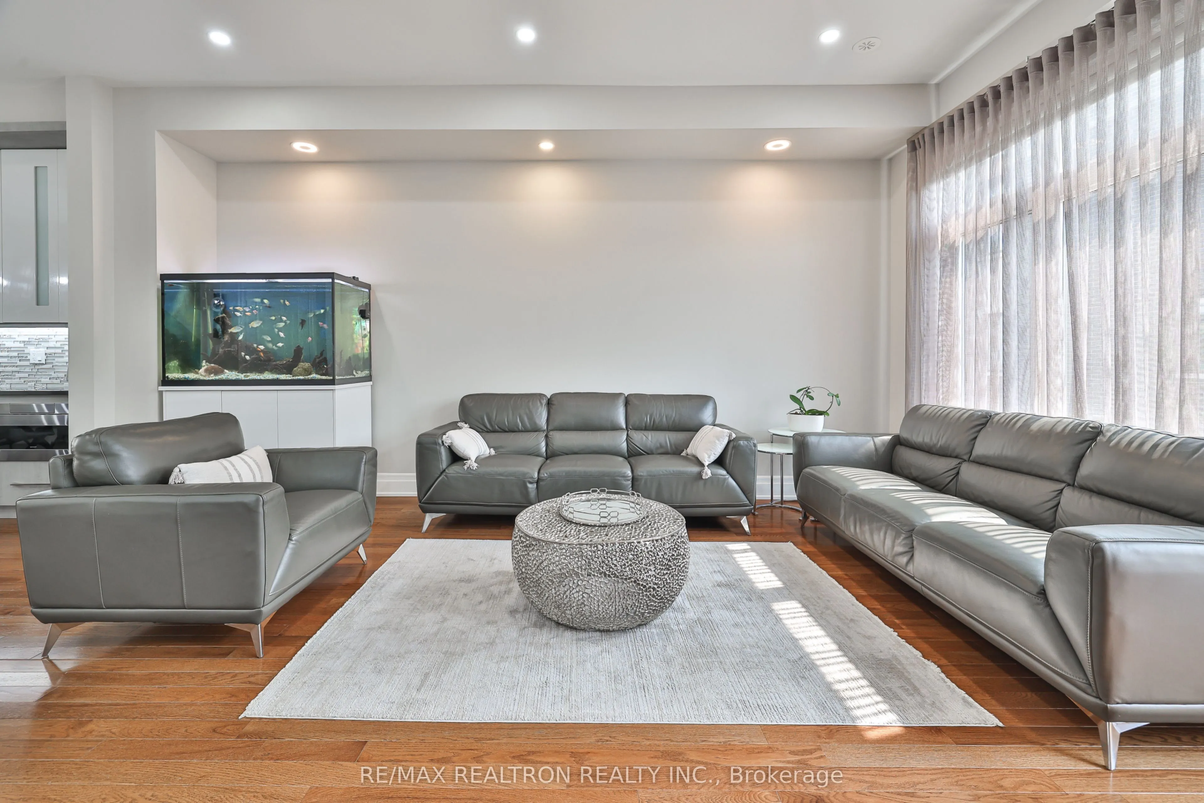 123 Golden Trail