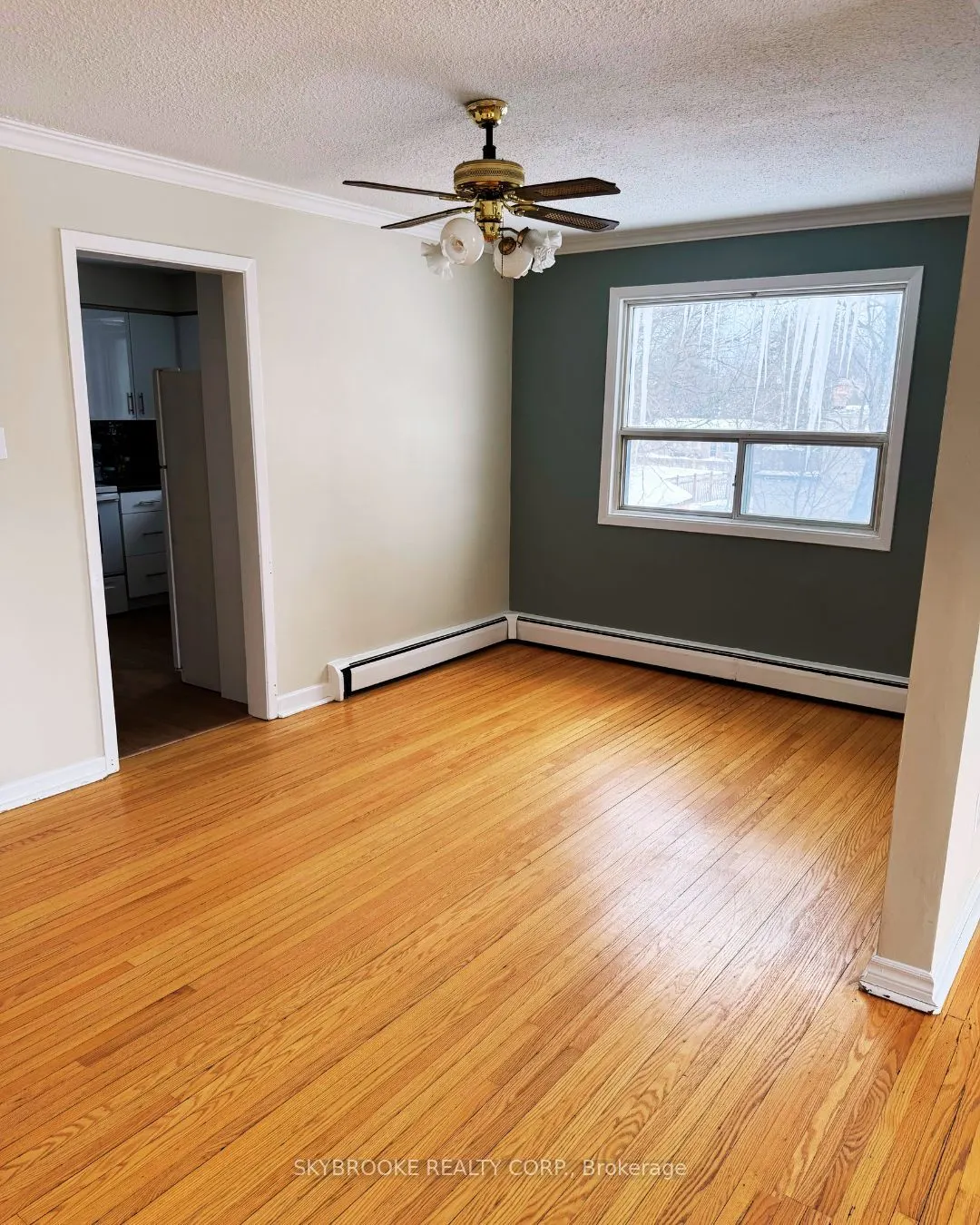5906 King Road, #1B
