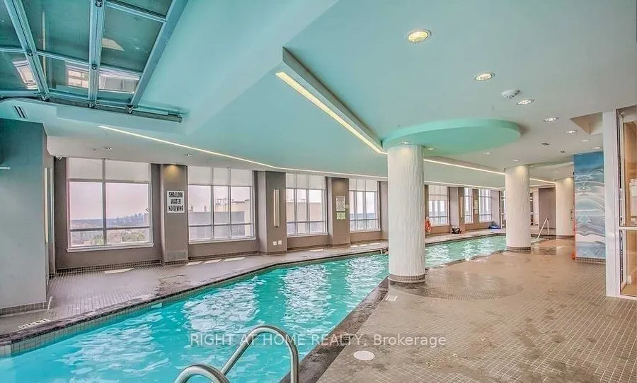 9205 Yonge Street, #602