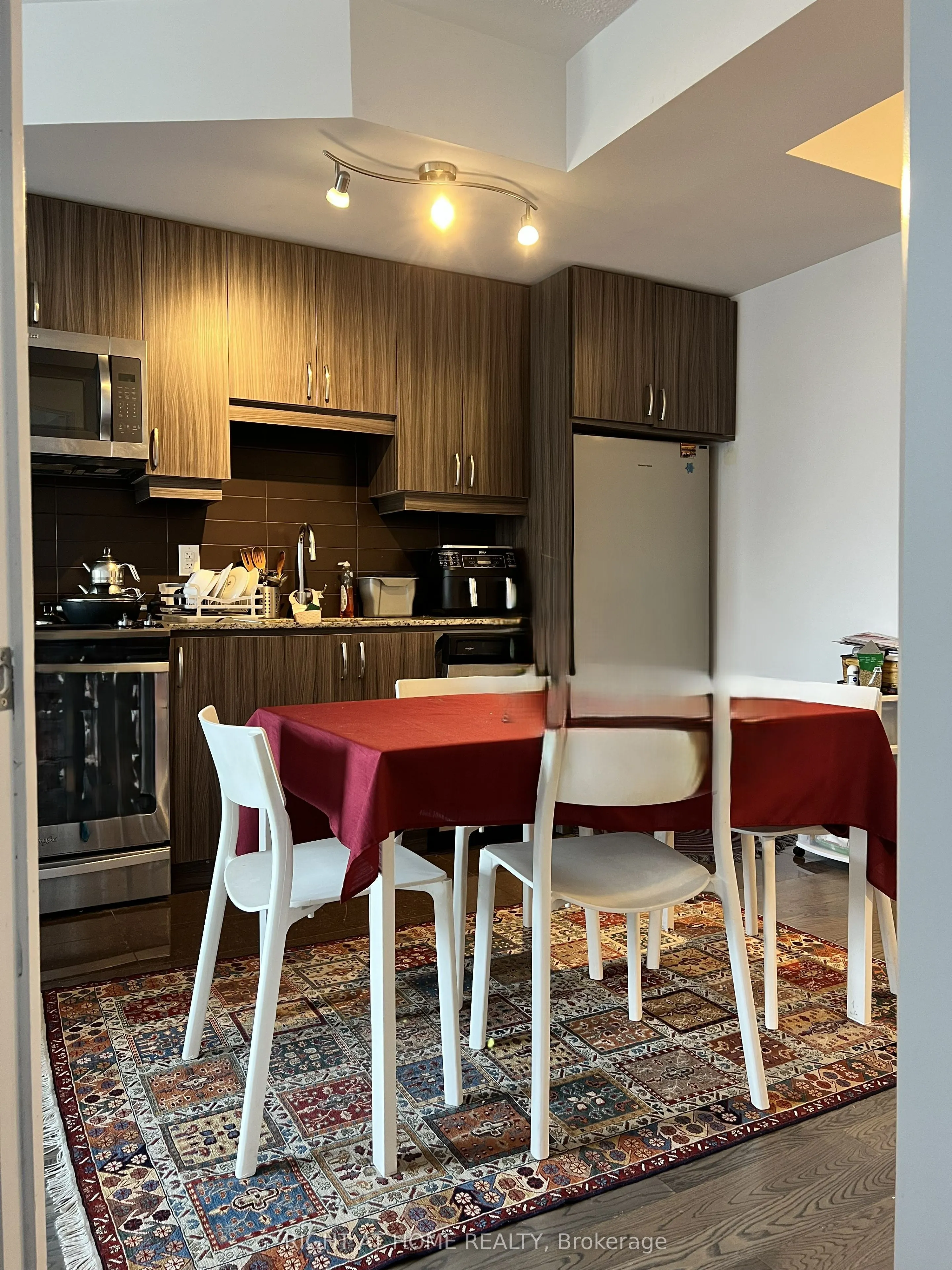 9205 Yonge Street, #602