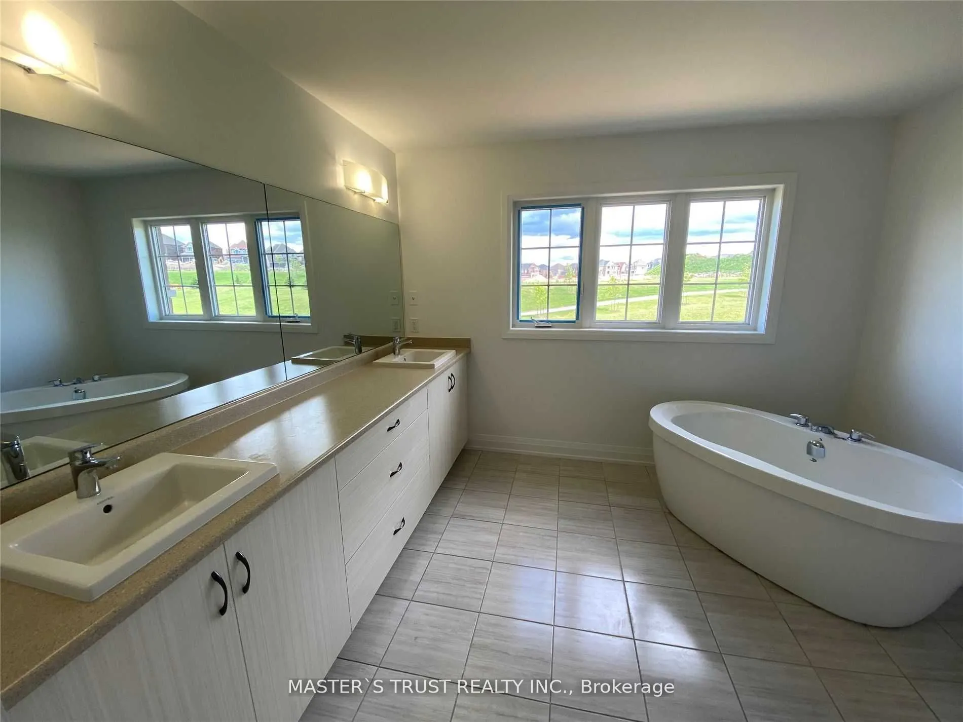 102 Frank Kelly Drive