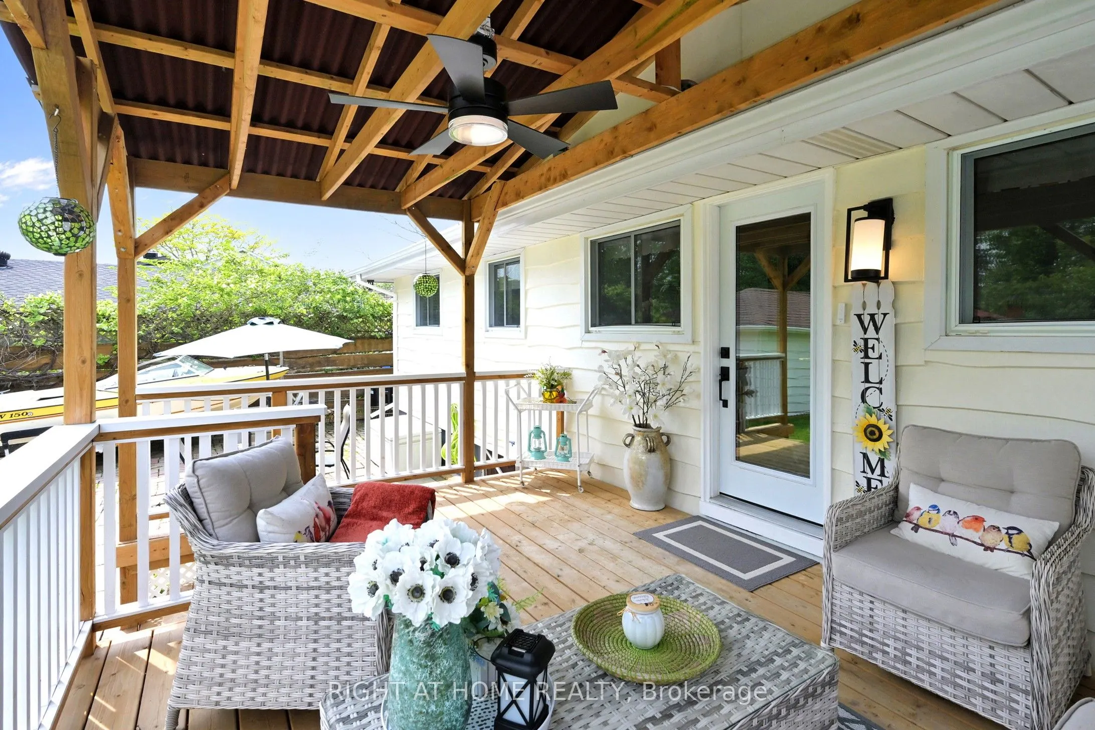 1129 Lindy Lane