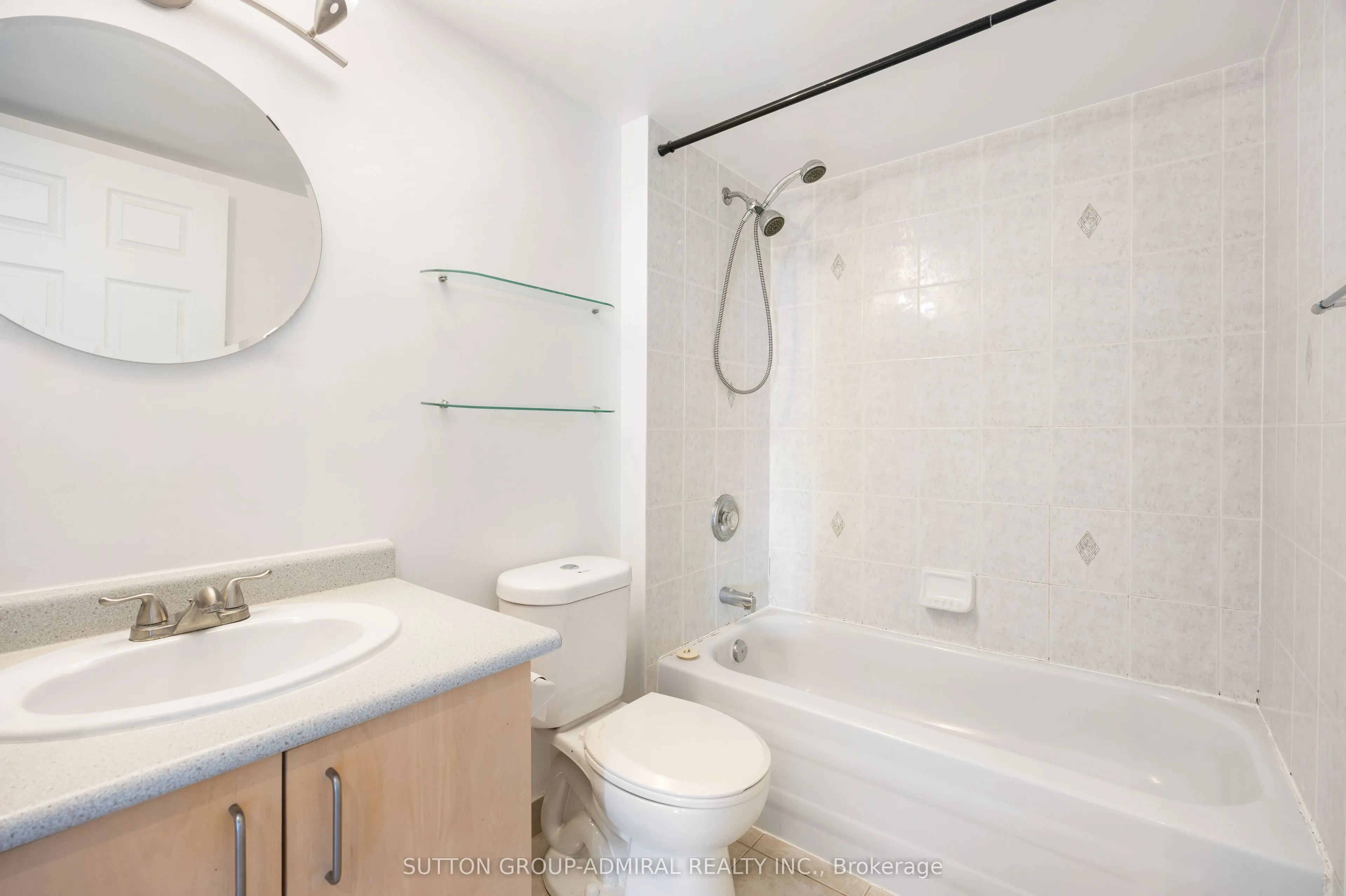 3 Ellesmere Street, #PH18