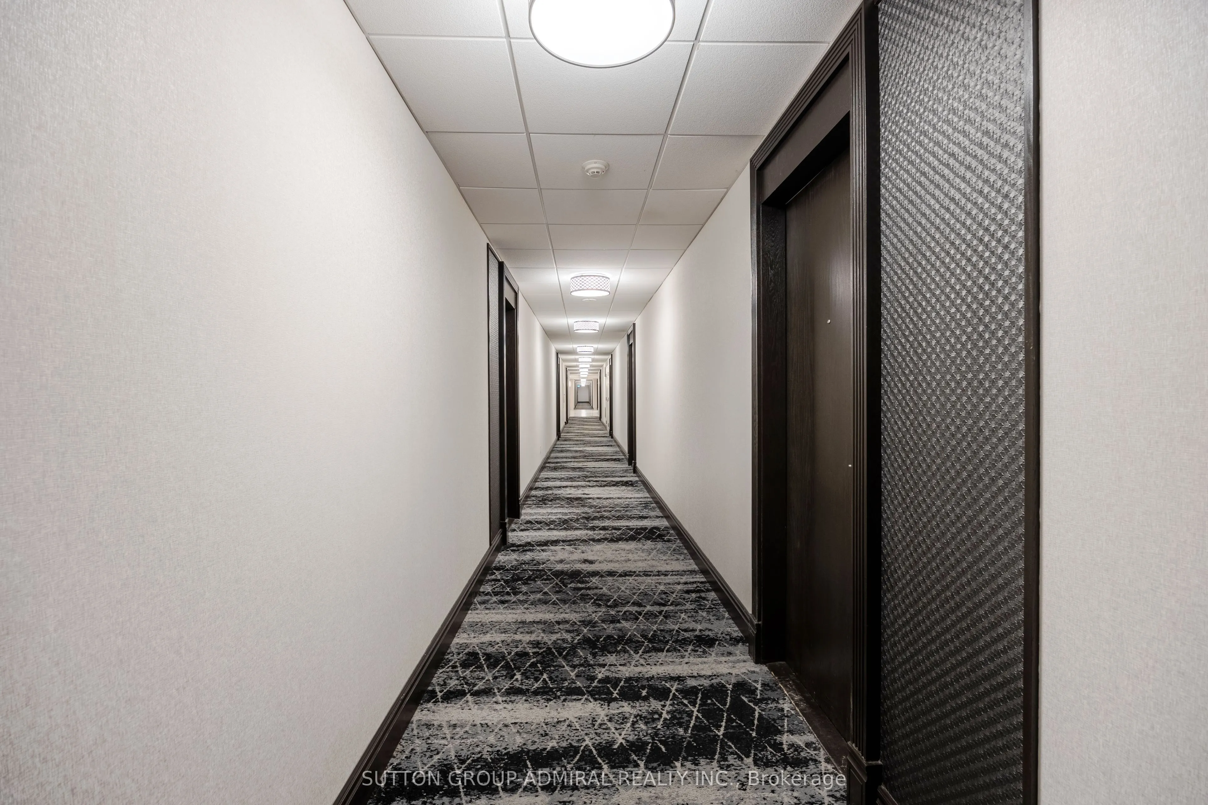 3 Ellesmere Street, #PH18