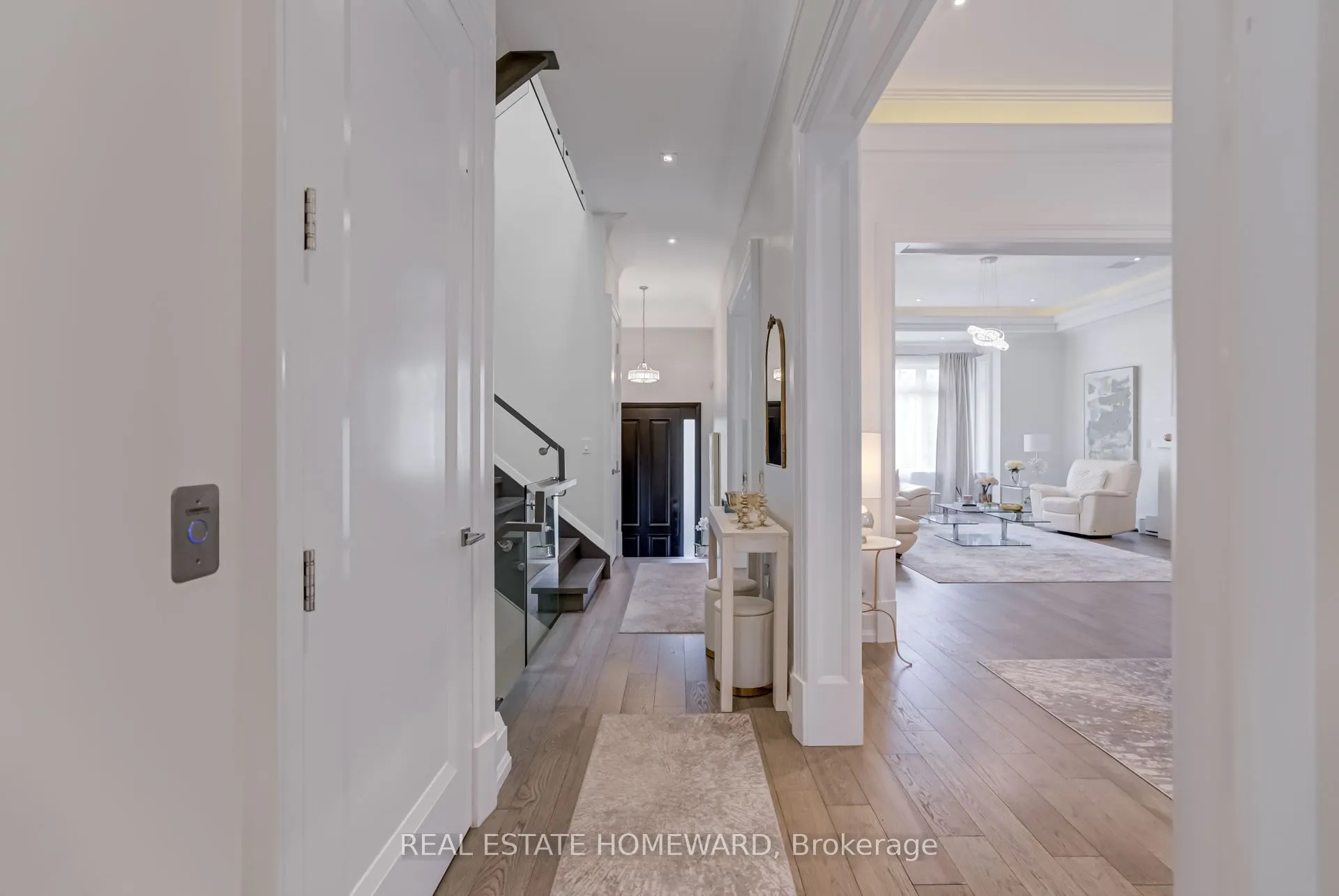 6 Mackay Drive
