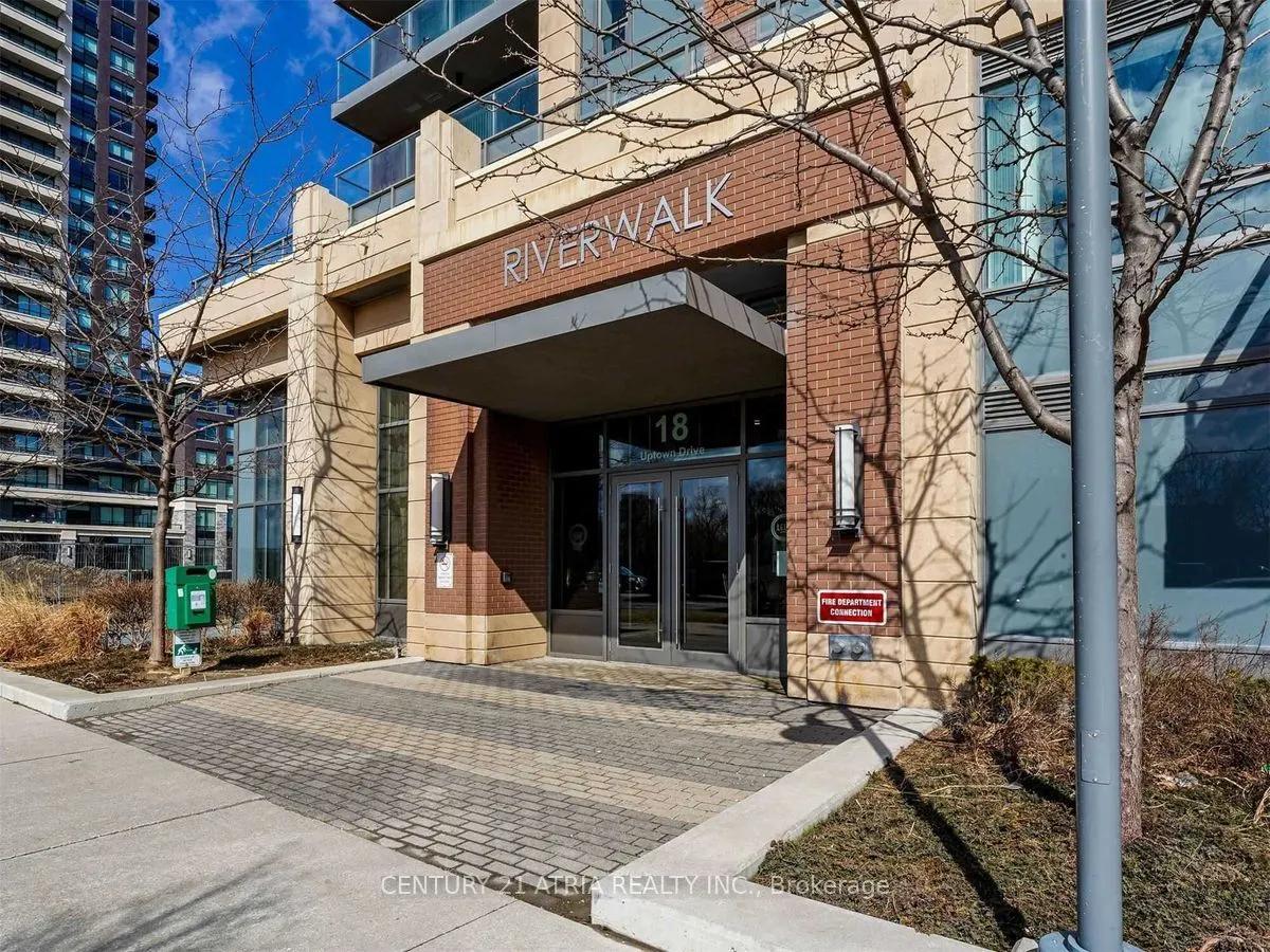 18 Uptown Drive, #807