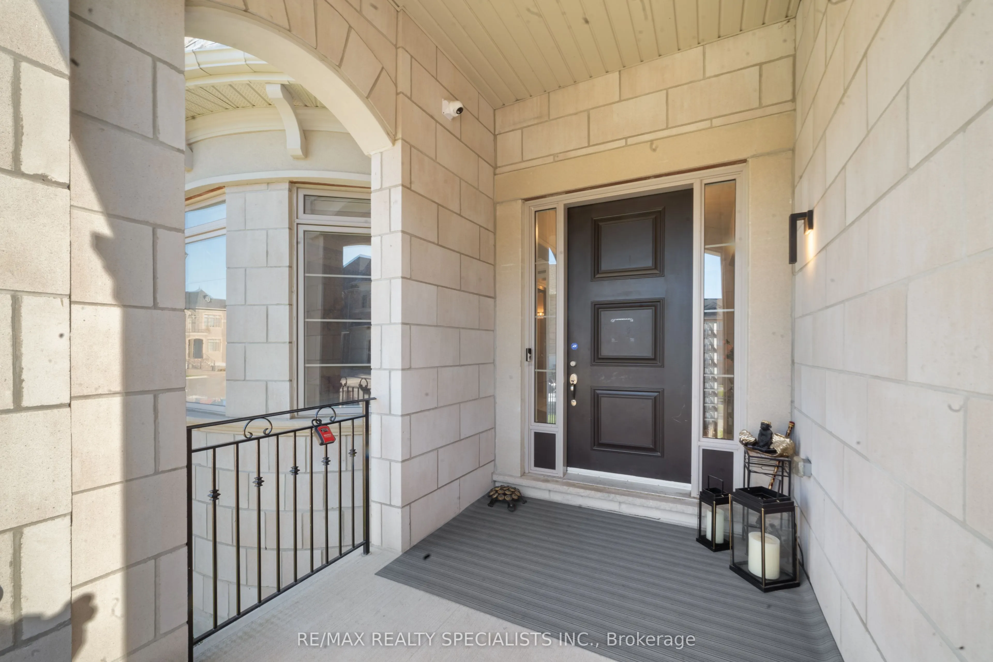 71 Nave Street
