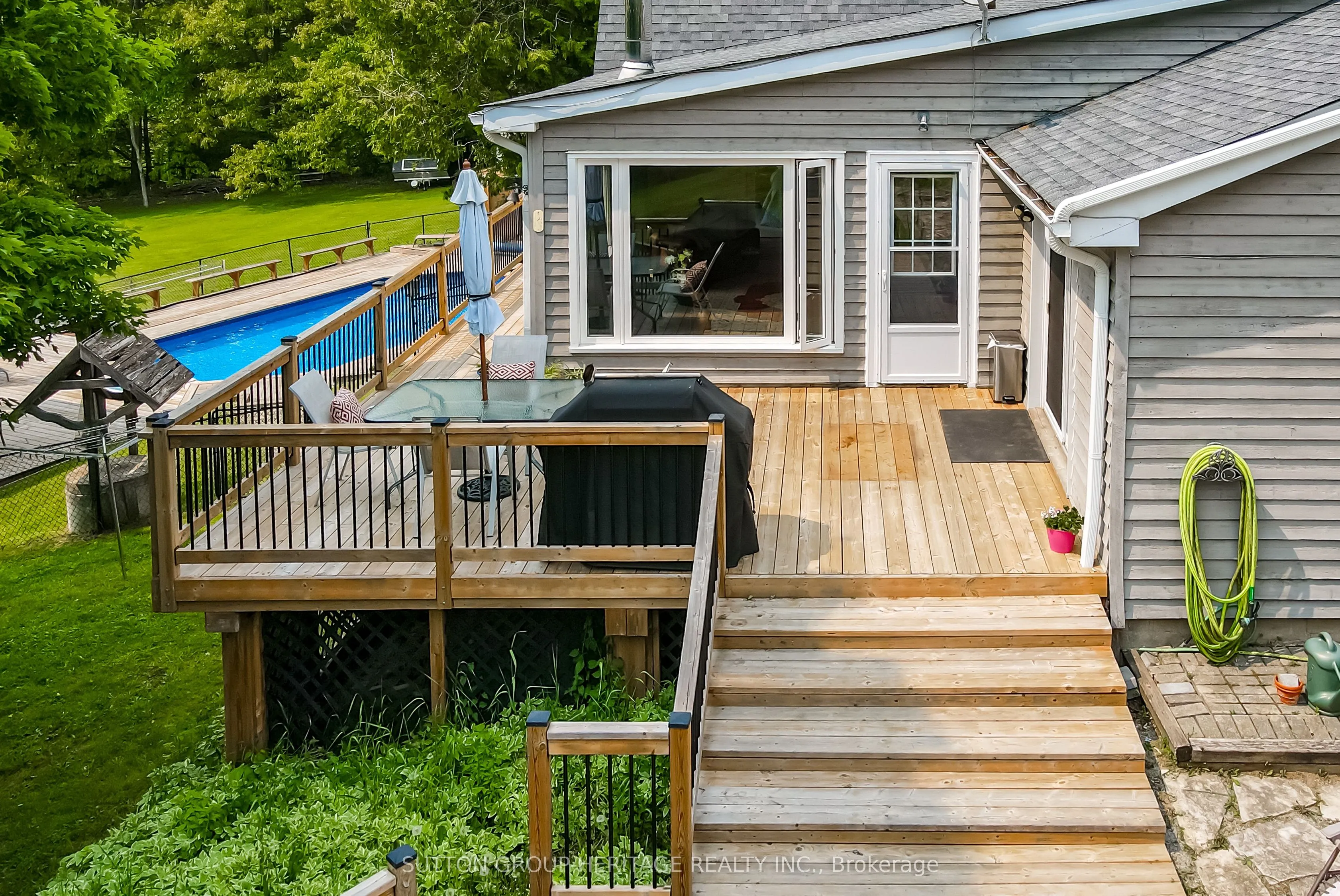 11900 Uxb/Brock Townline W