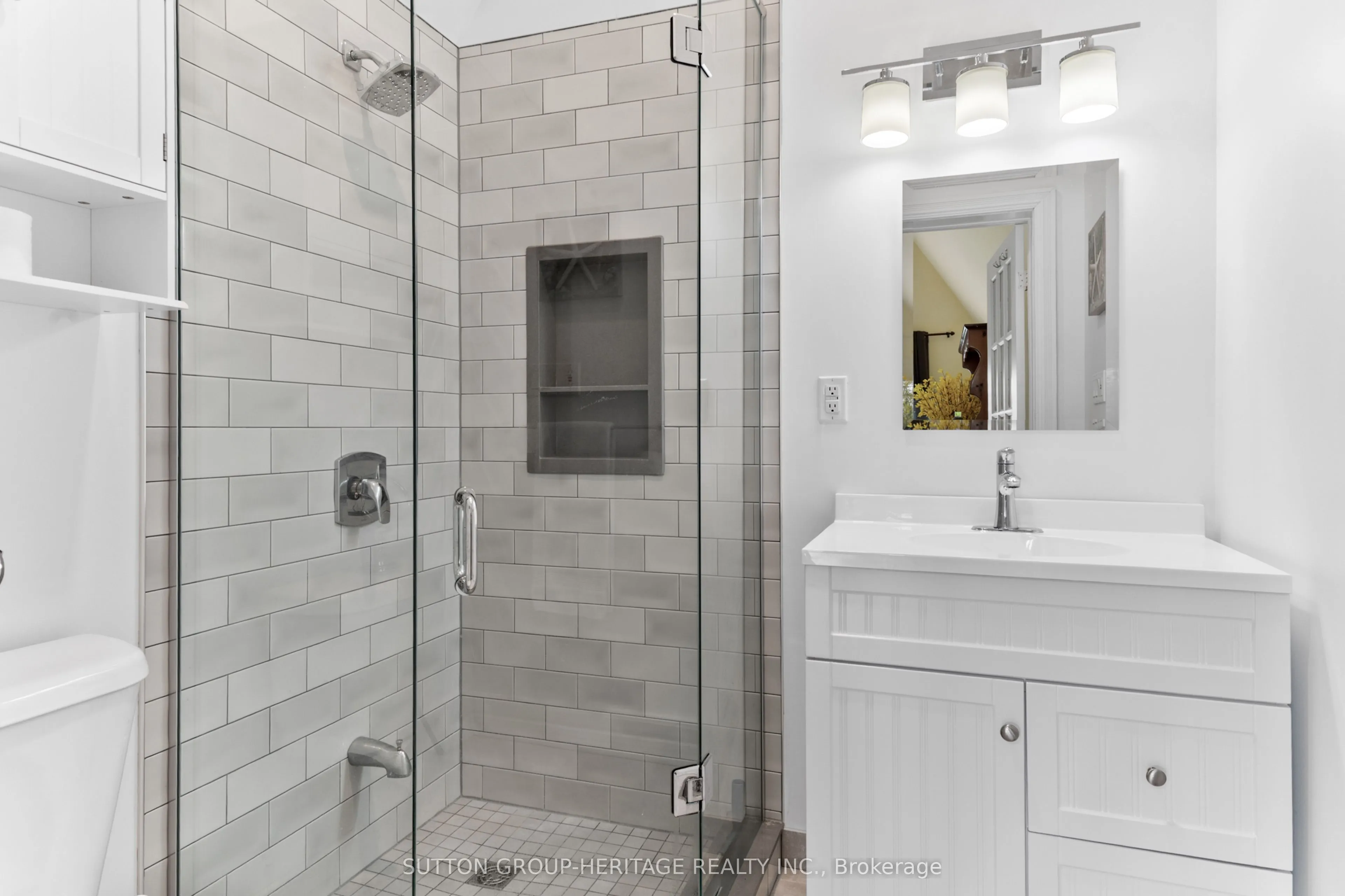 11900 Uxb/Brock Townline W