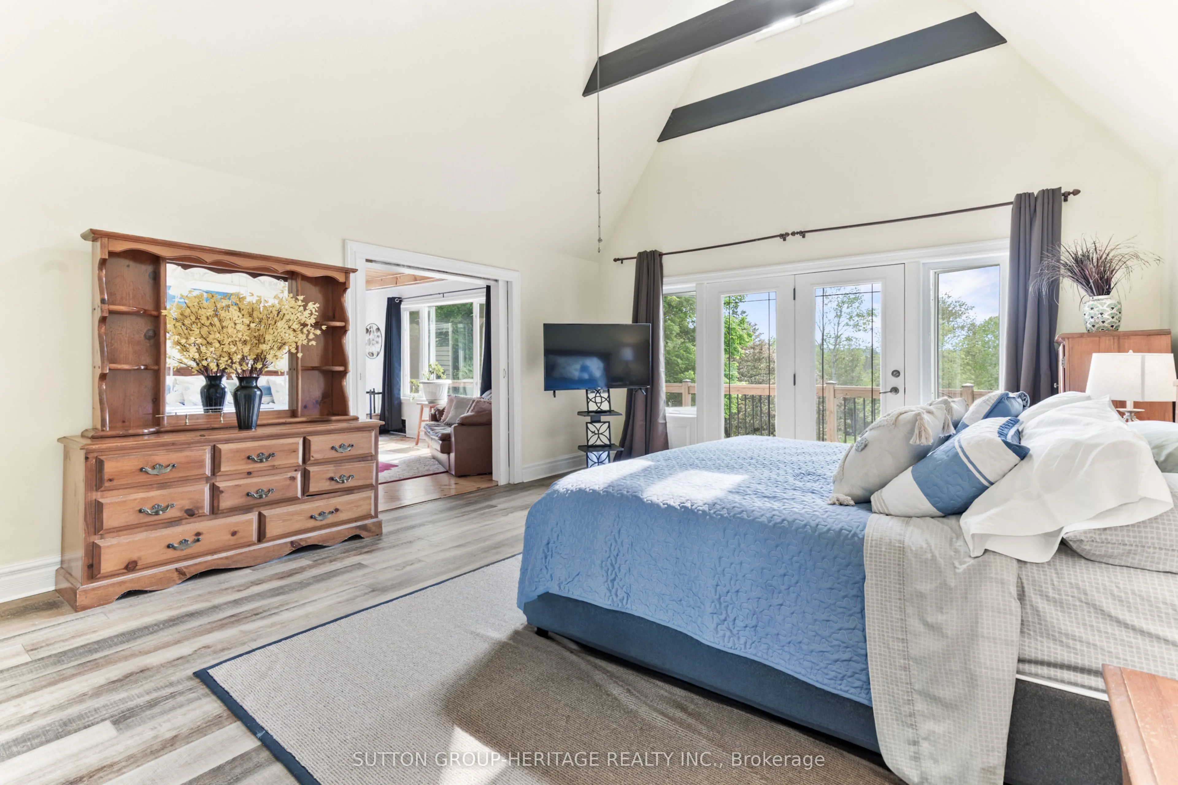 11900 Uxb/Brock Townline W