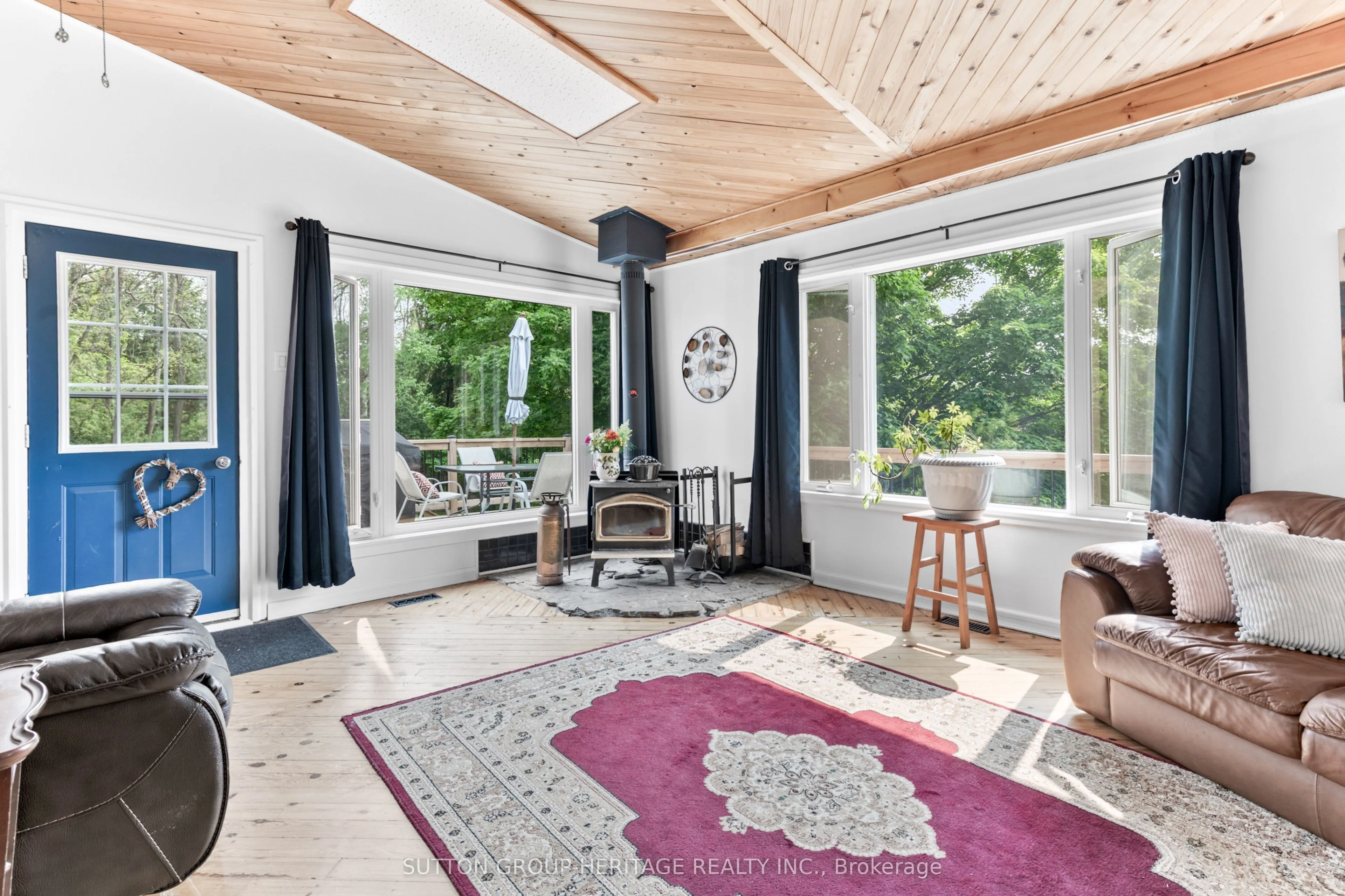 11900 Uxb/Brock Townline W