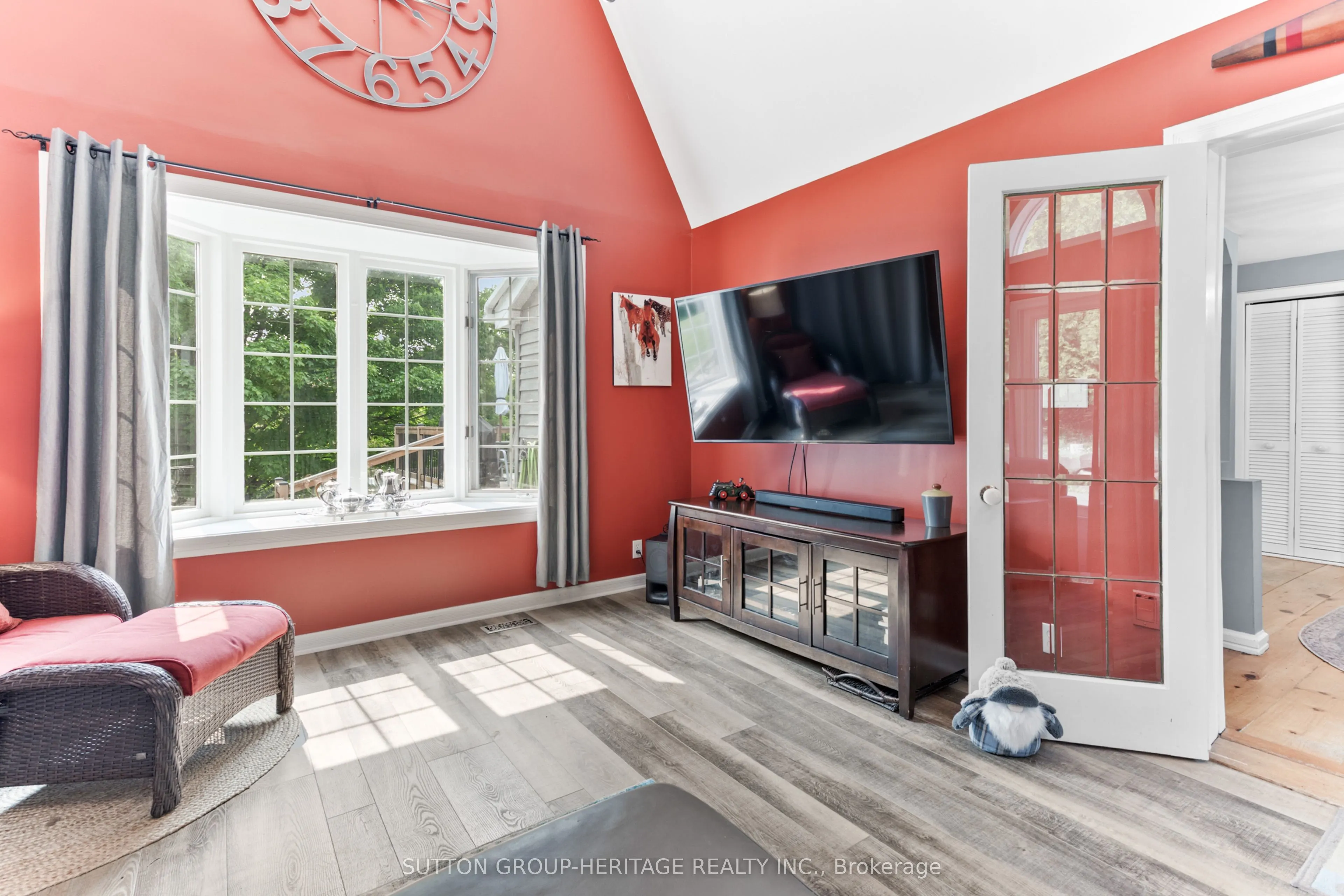 11900 Uxb/Brock Townline W