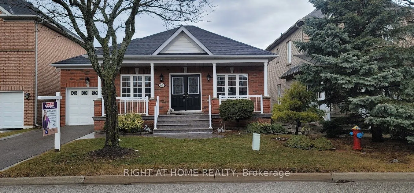 61 Palisade Crescent