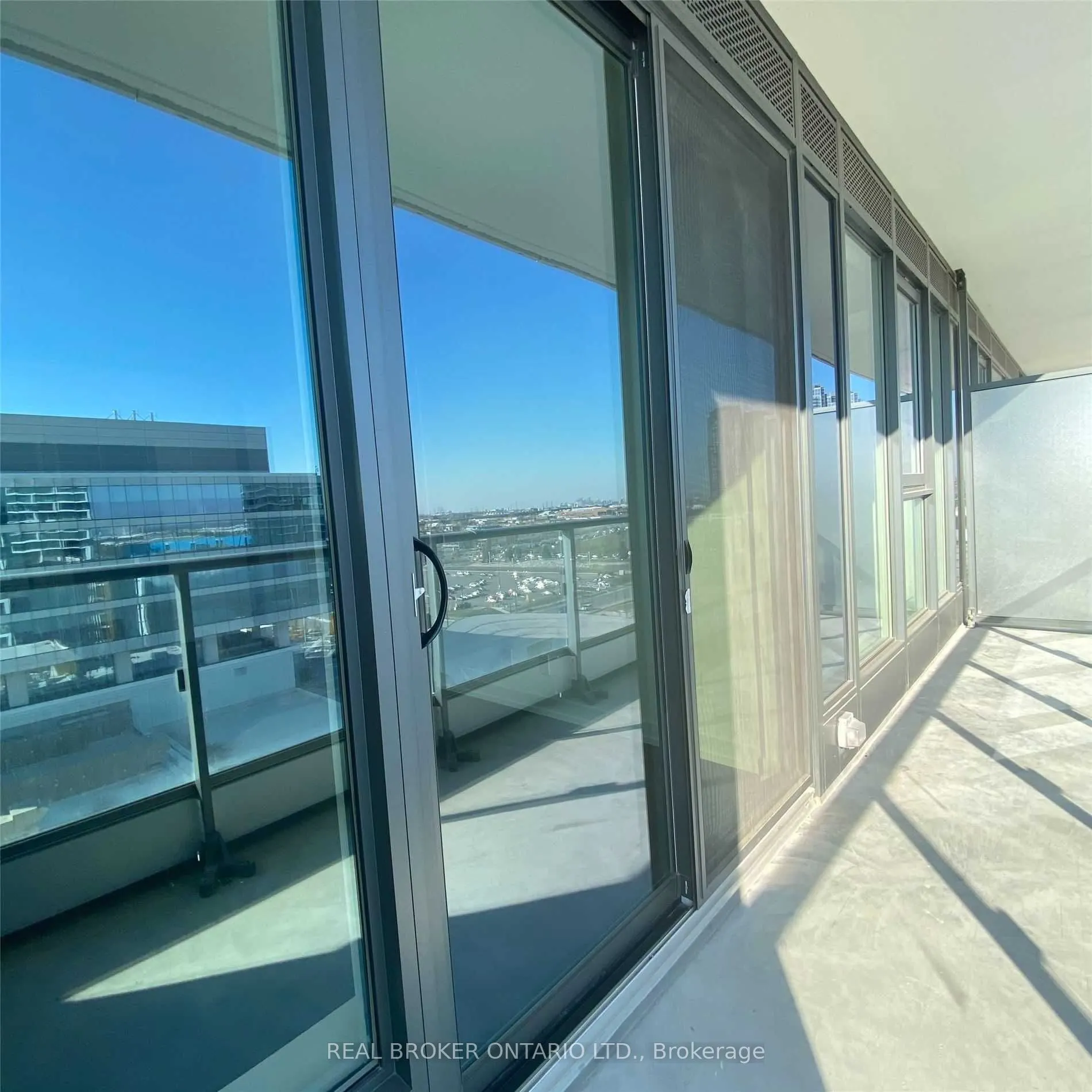 5 Buttermill Avenue, #1105
