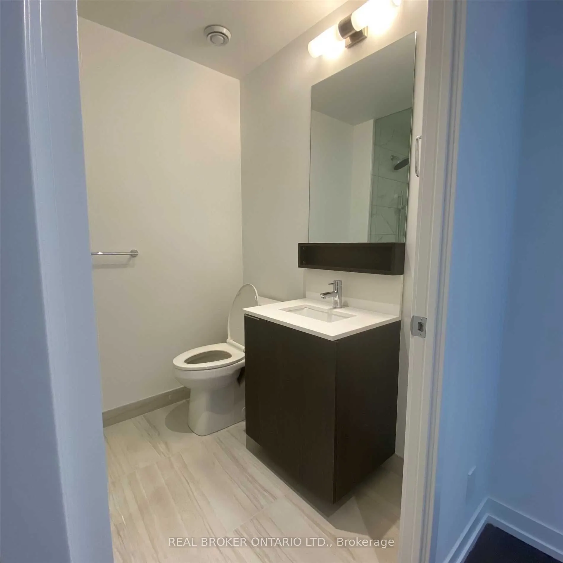 5 Buttermill Avenue, #1105