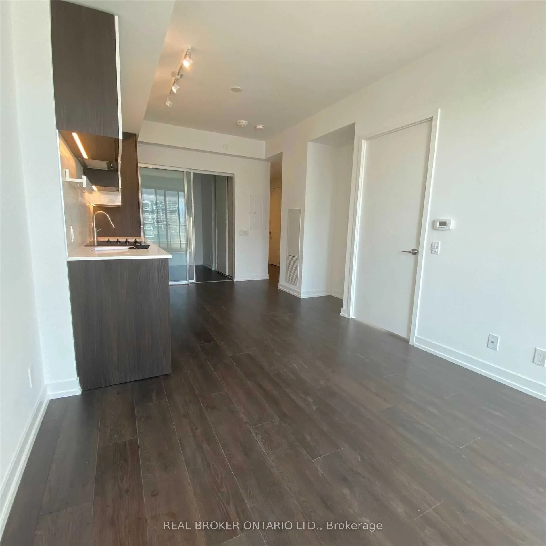 5 Buttermill Avenue, #1105