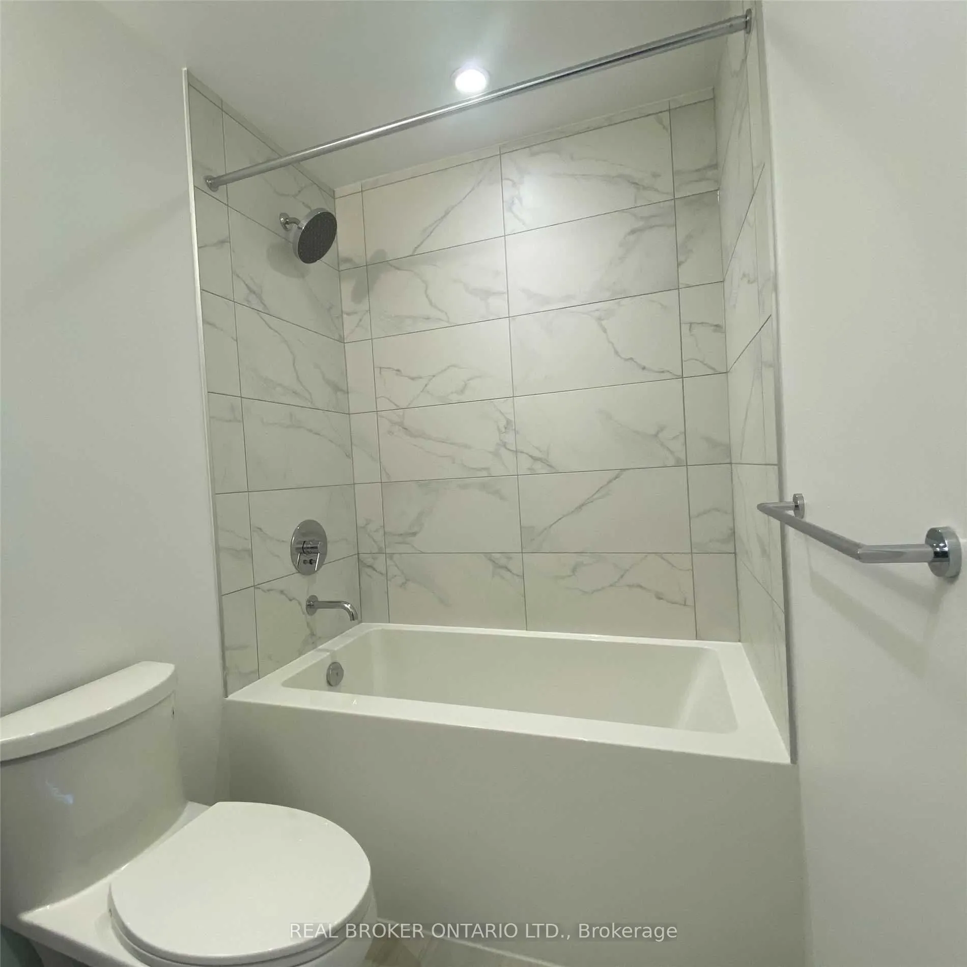 5 Buttermill Avenue, #1105