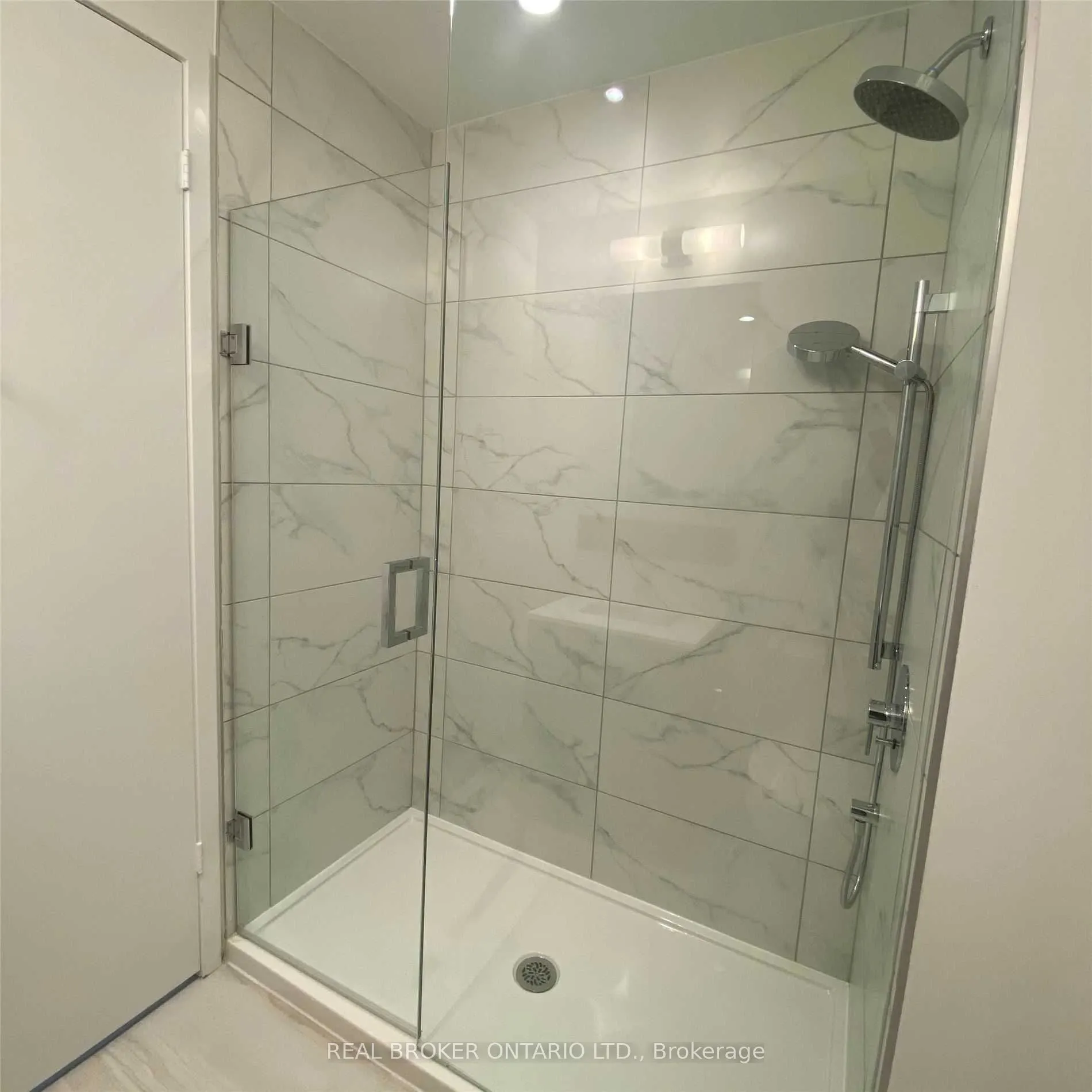 5 Buttermill Avenue, #1105