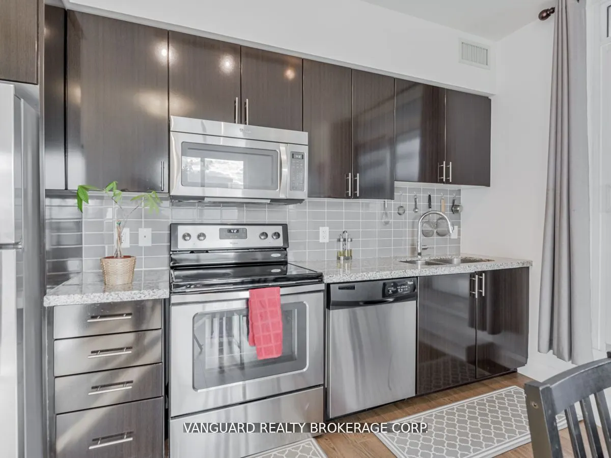 75 North Park Road, #208