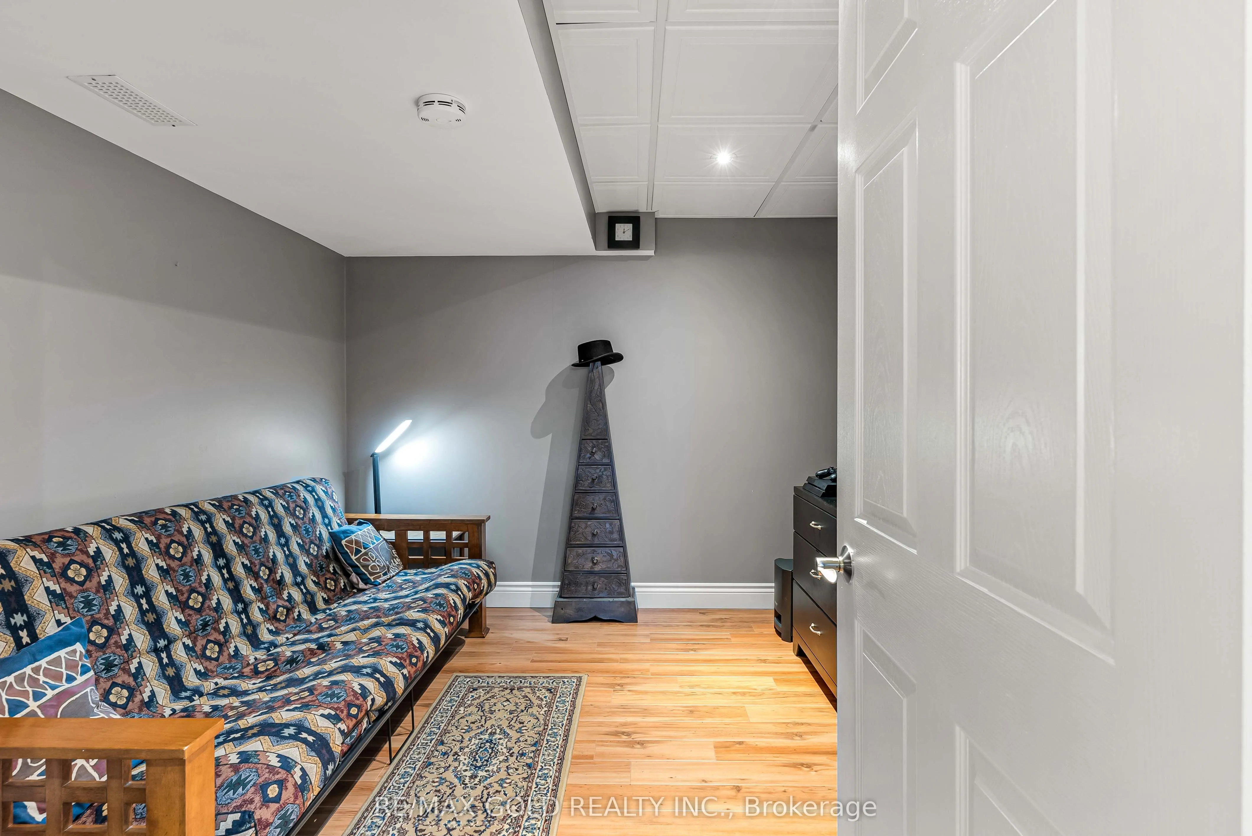 9 Apple Valley Lane