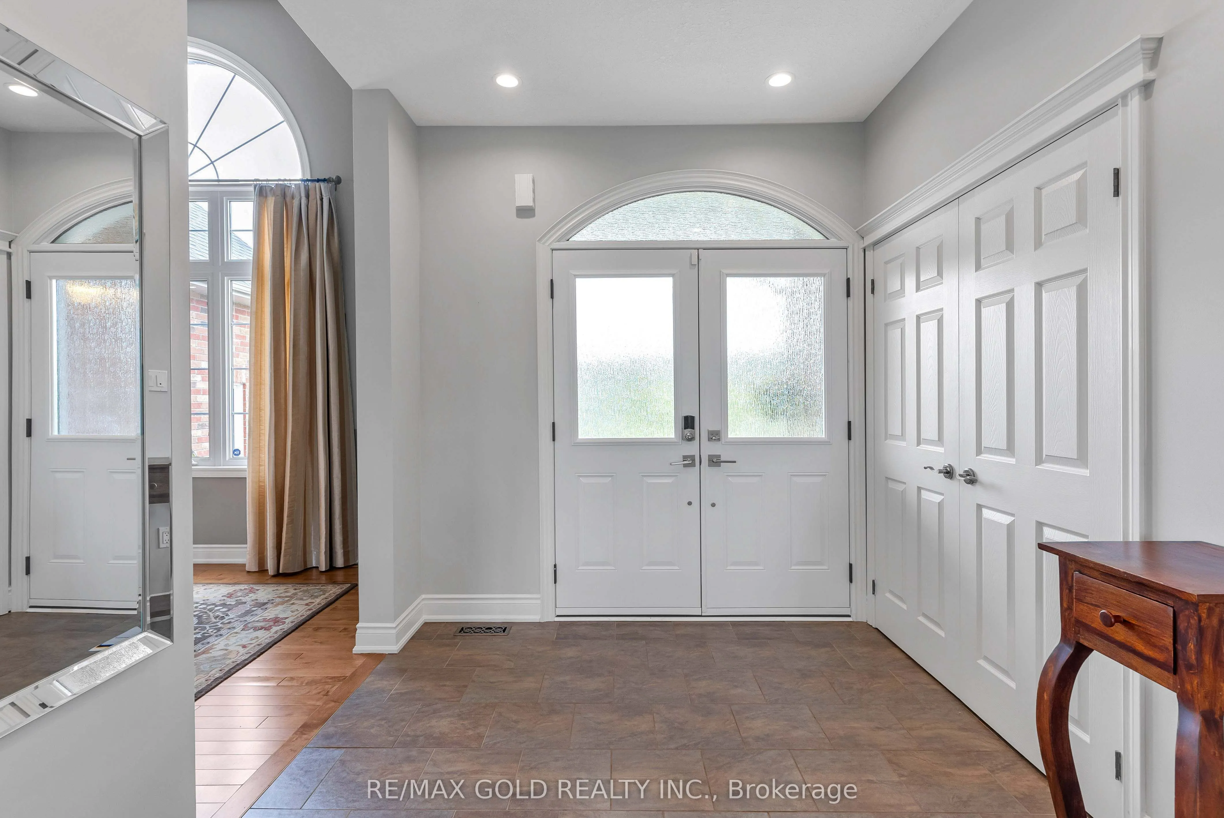 9 Apple Valley Lane