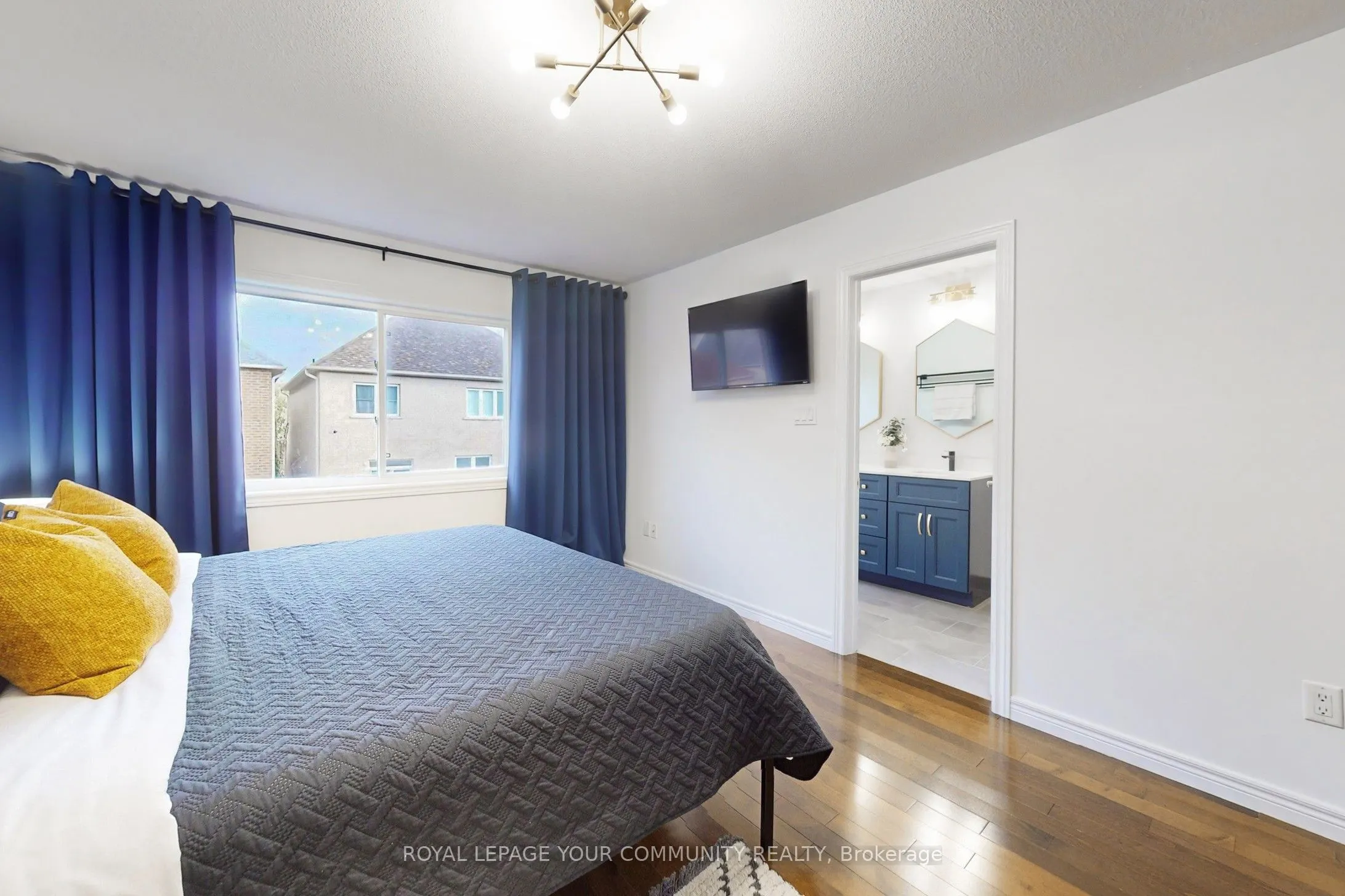 52 Four Seasons Crescent