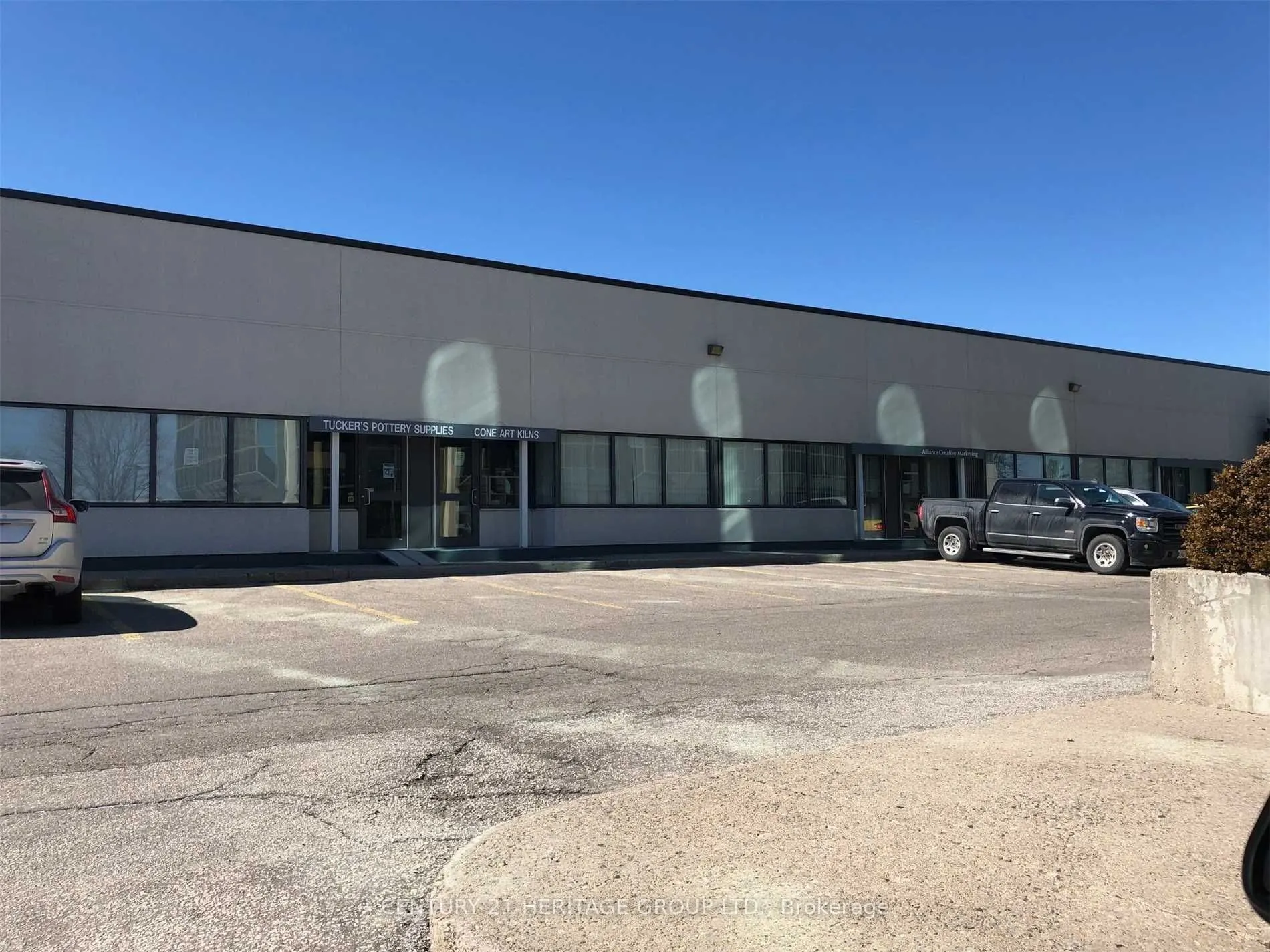 15 West Pearce Street W, #2