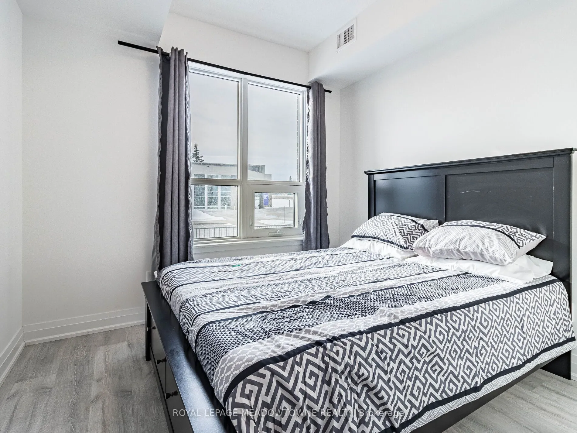 9700 Ninth Line, #216