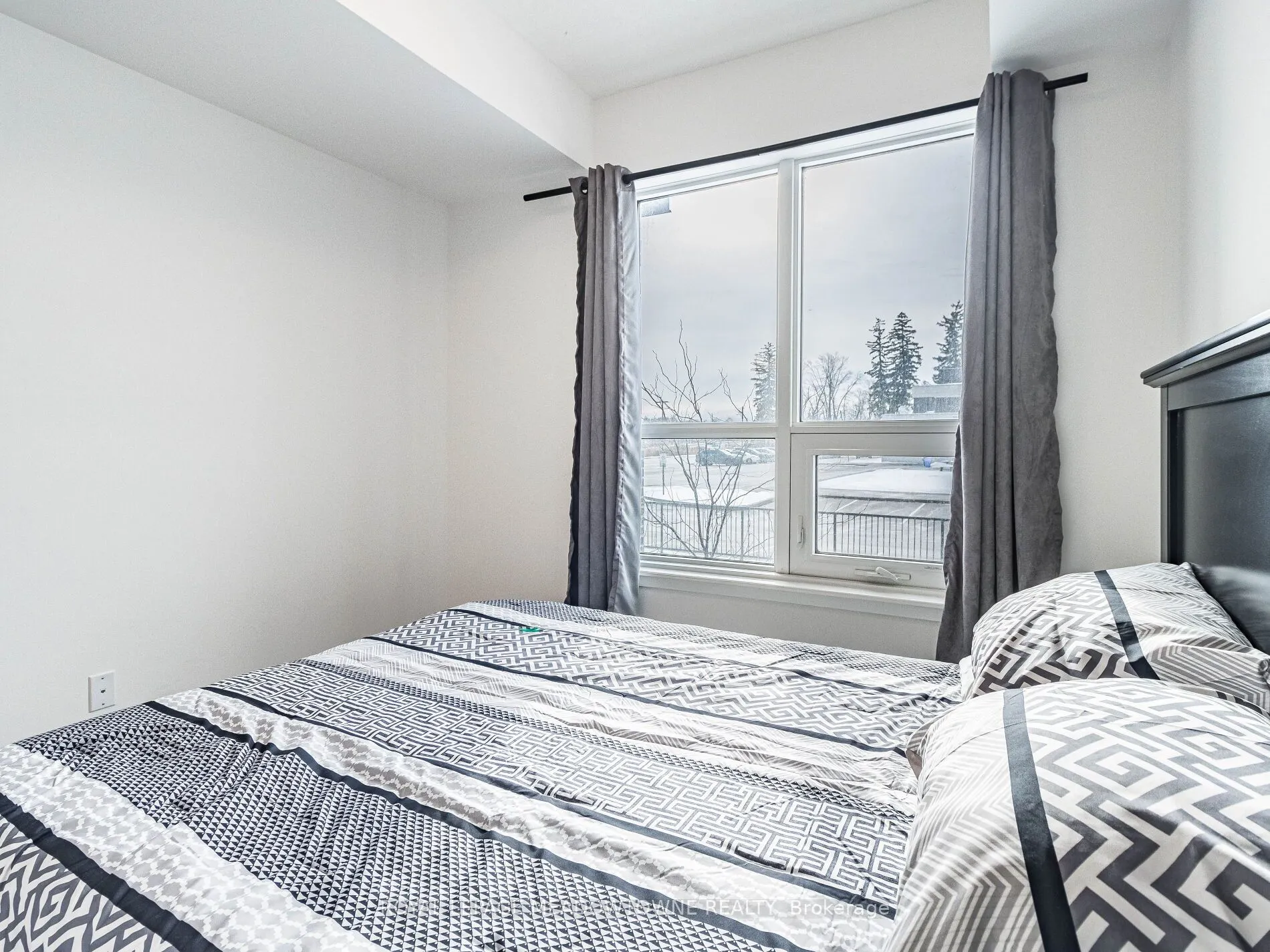 9700 Ninth Line, #216