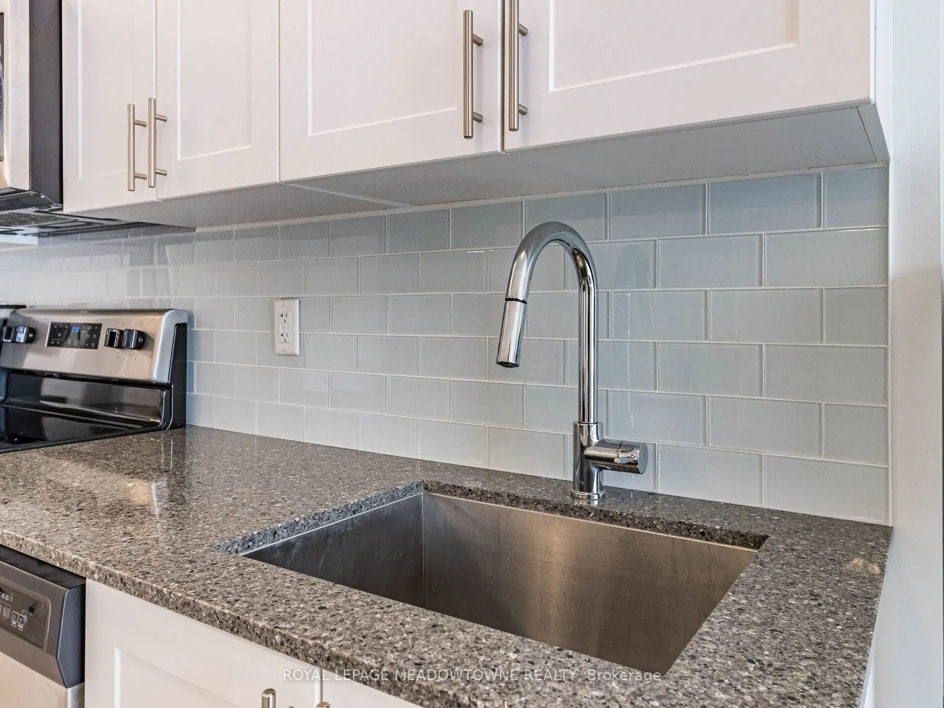 9700 Ninth Line, #216