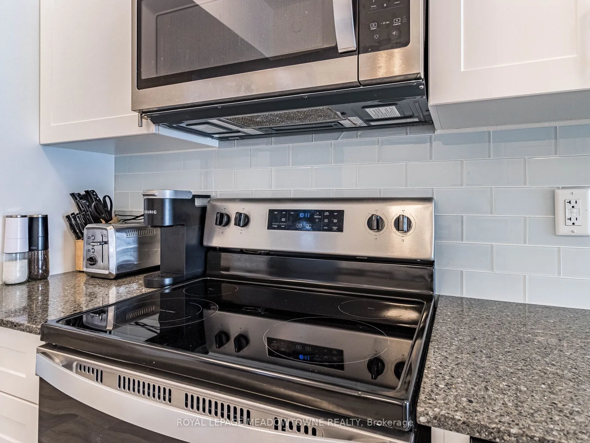 9700 Ninth Line, #216