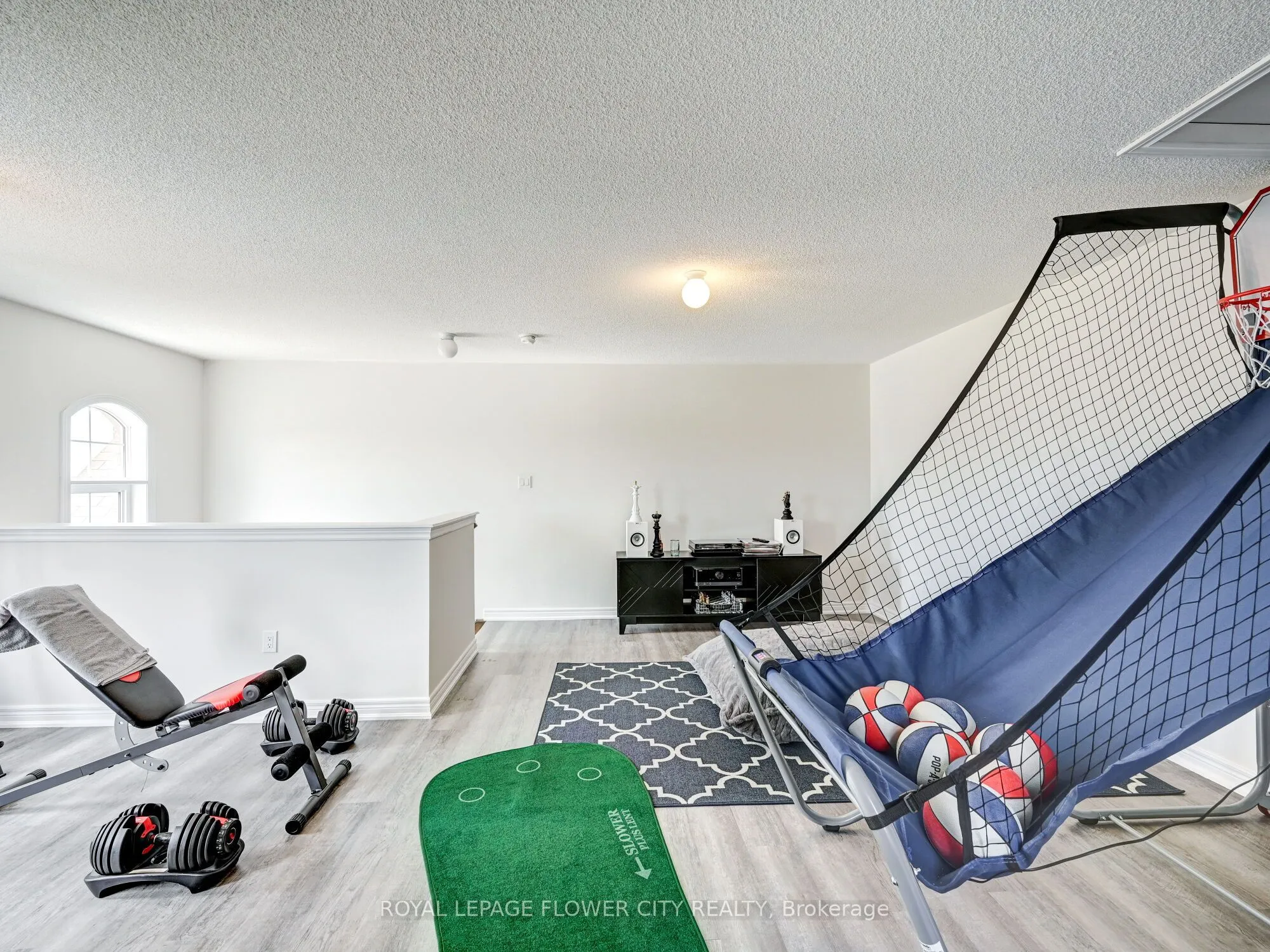 302 Barons Street