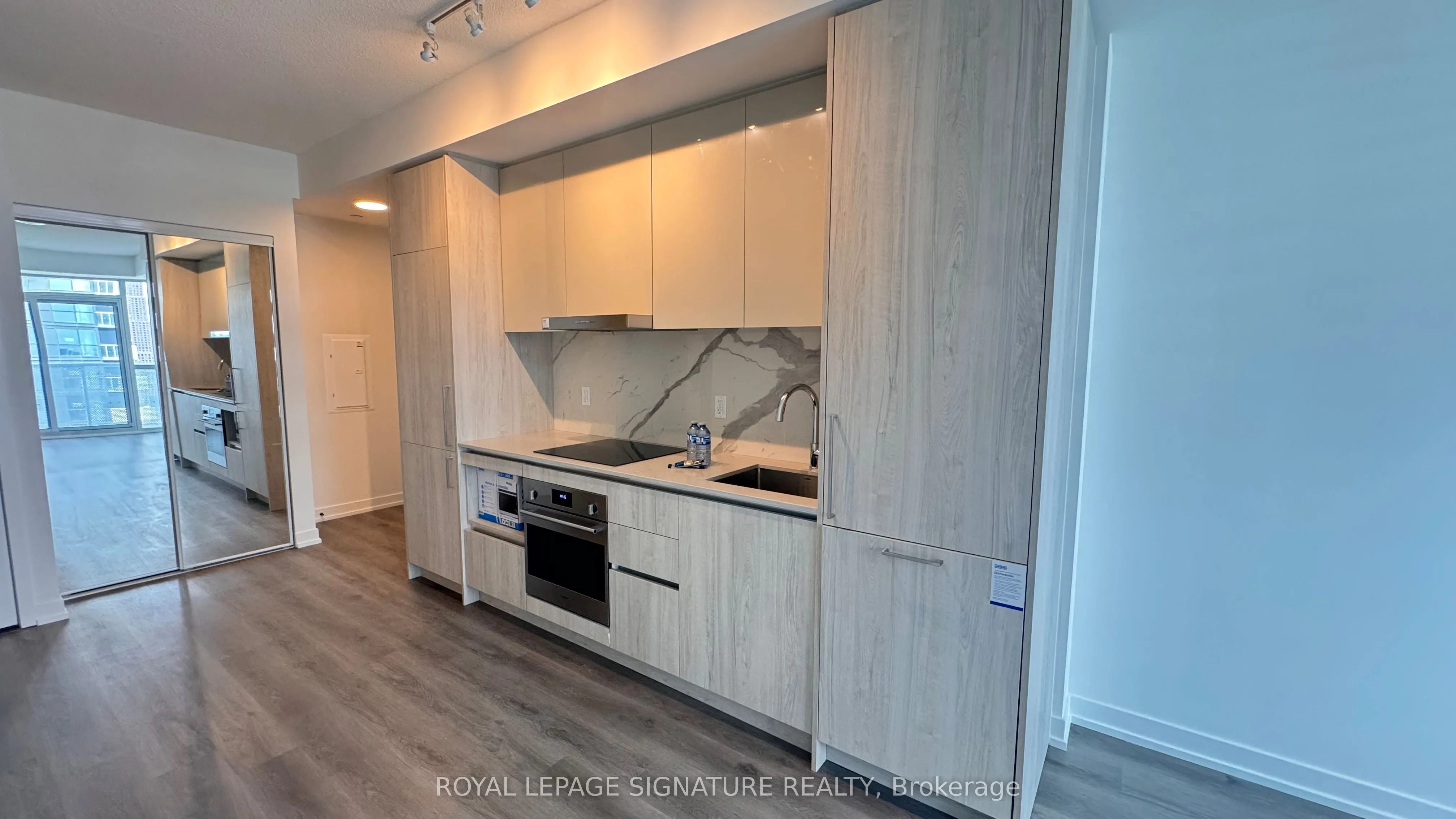 225 Commerce Street, #4115