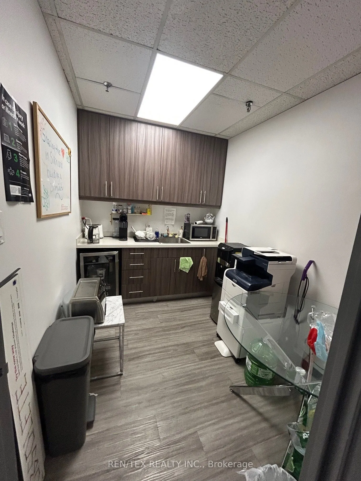 4550 Highway 7 W, #206