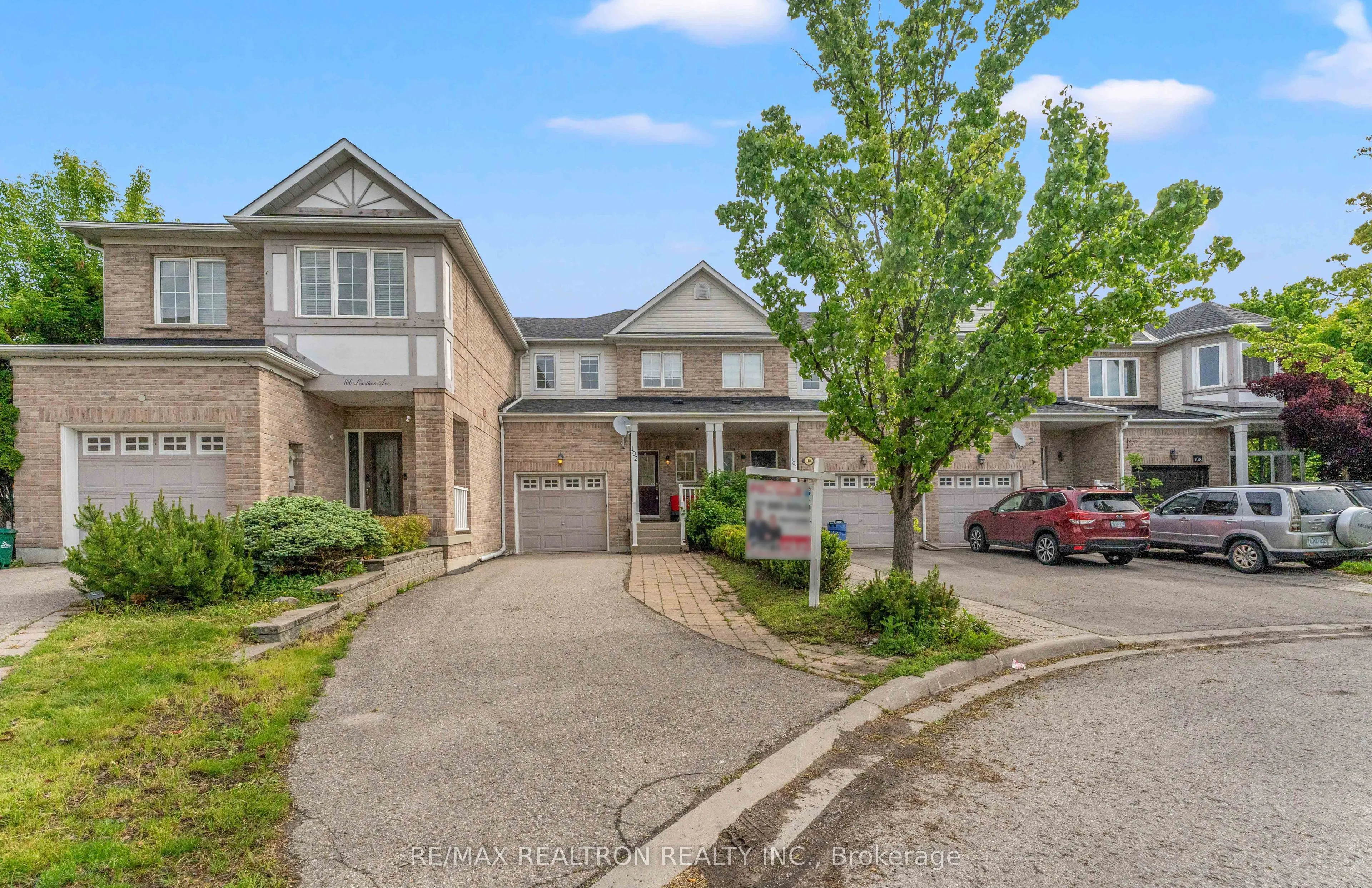 102 Lowther Avenue