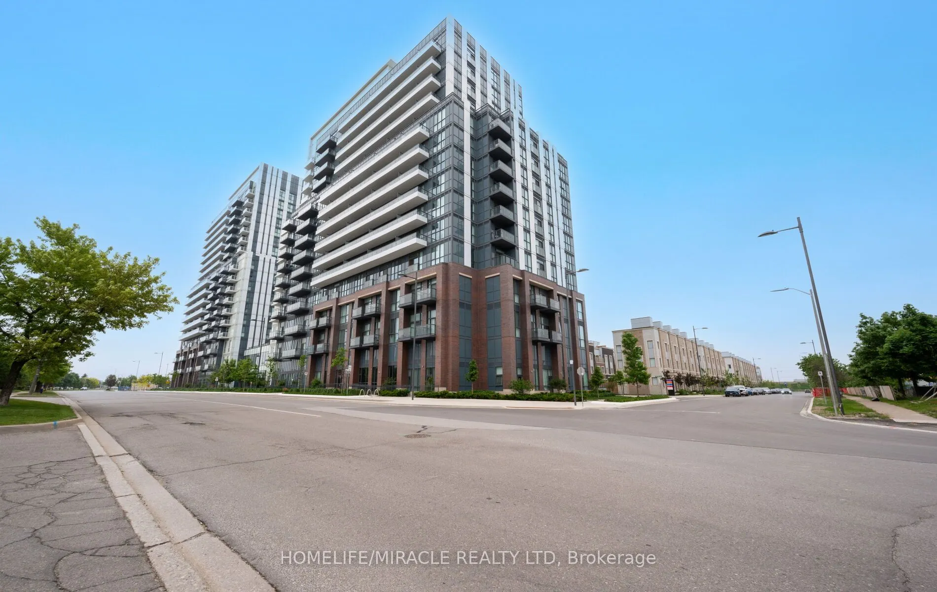 10 Honeycrisp Crescent, #1607